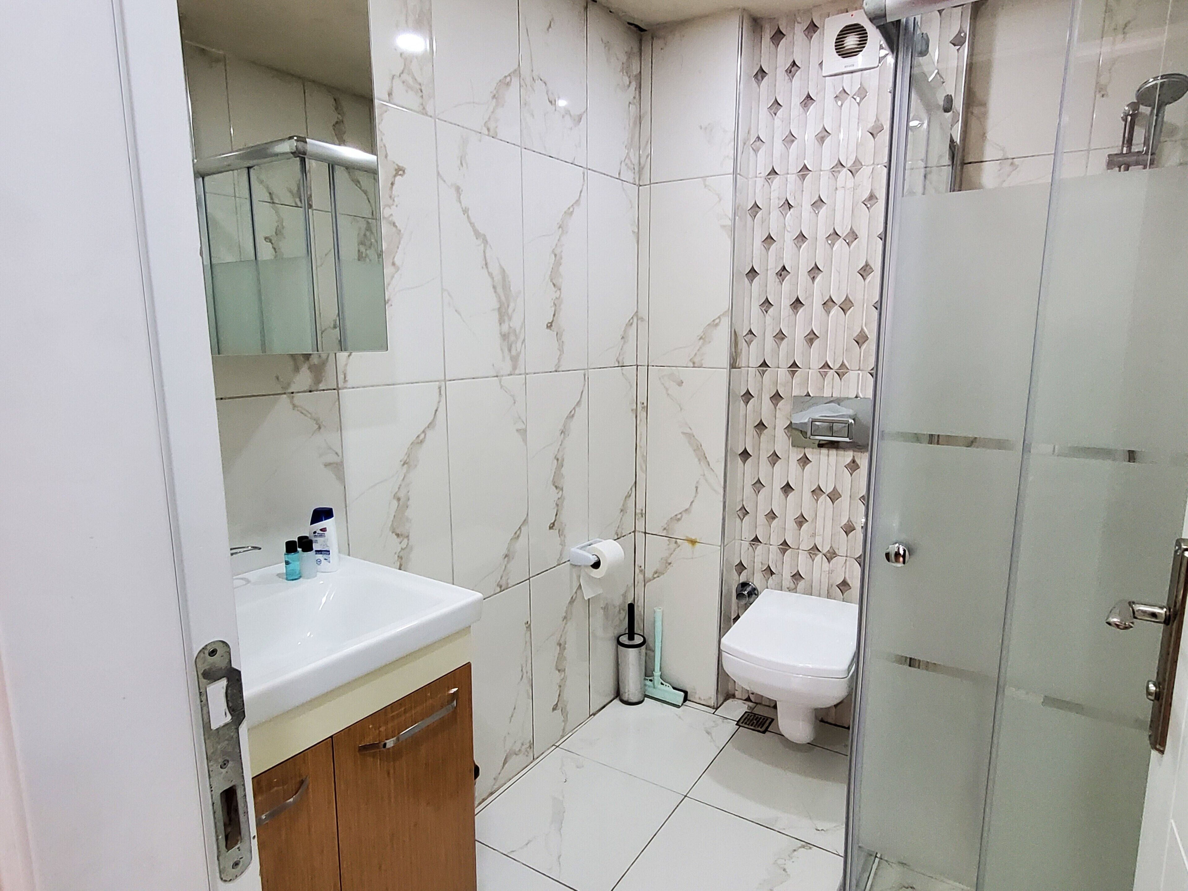 Maniz Studio Apart