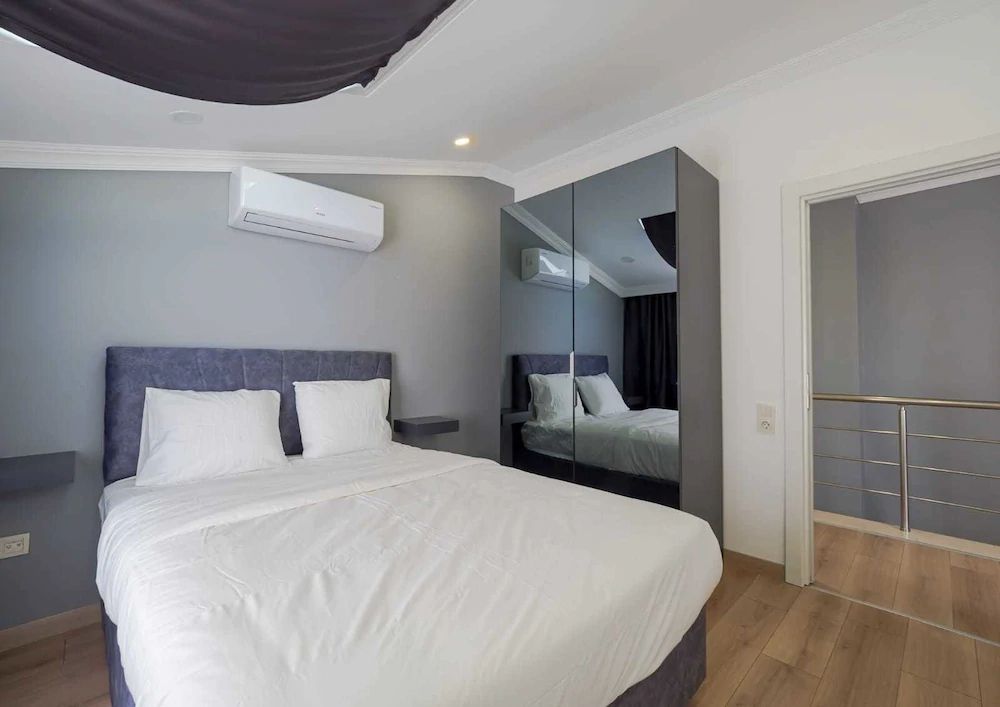 Mas Suites Apartments