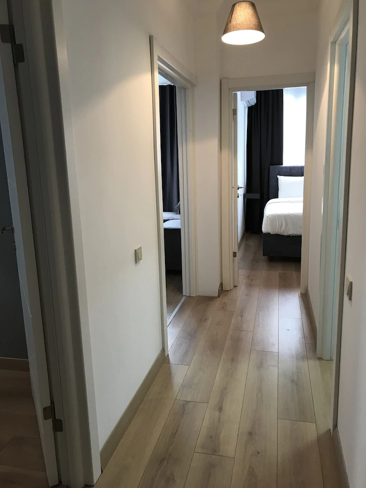 Mas Suites Apartments