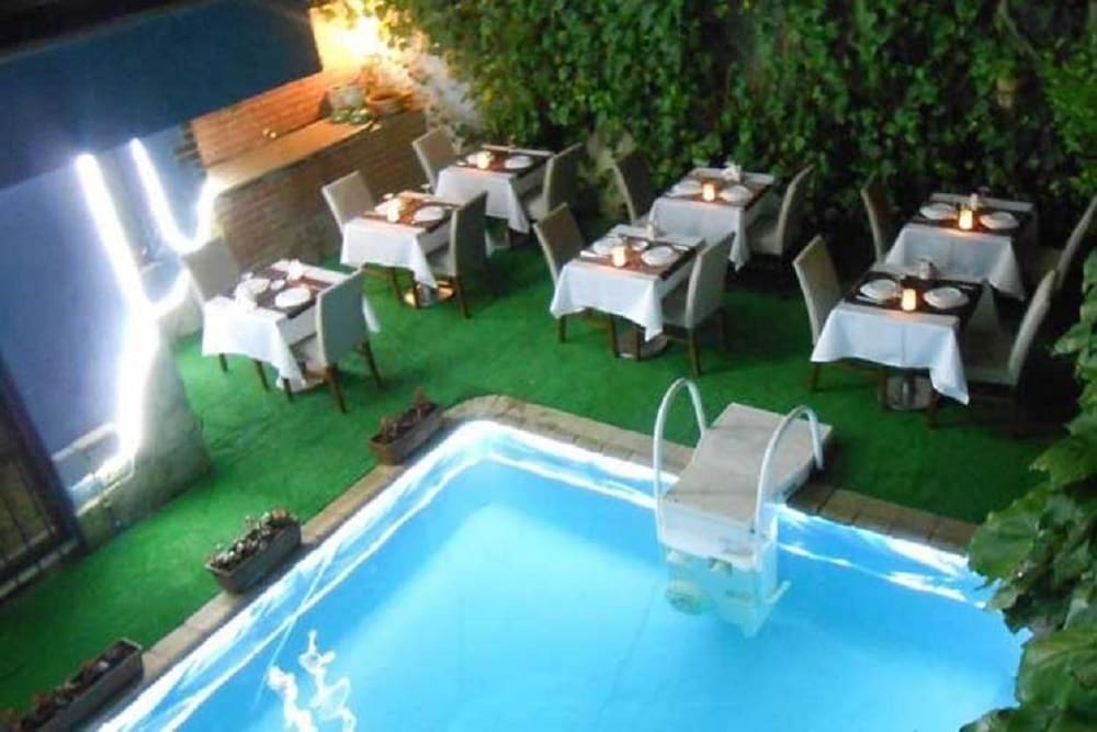 Mavilla Hotel