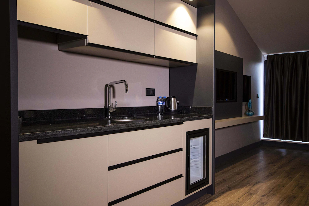 Best Western Premier Hidden Hills Hotel