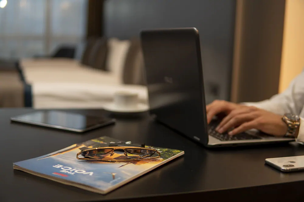 Best Western Premier Hidden Hills Hotel