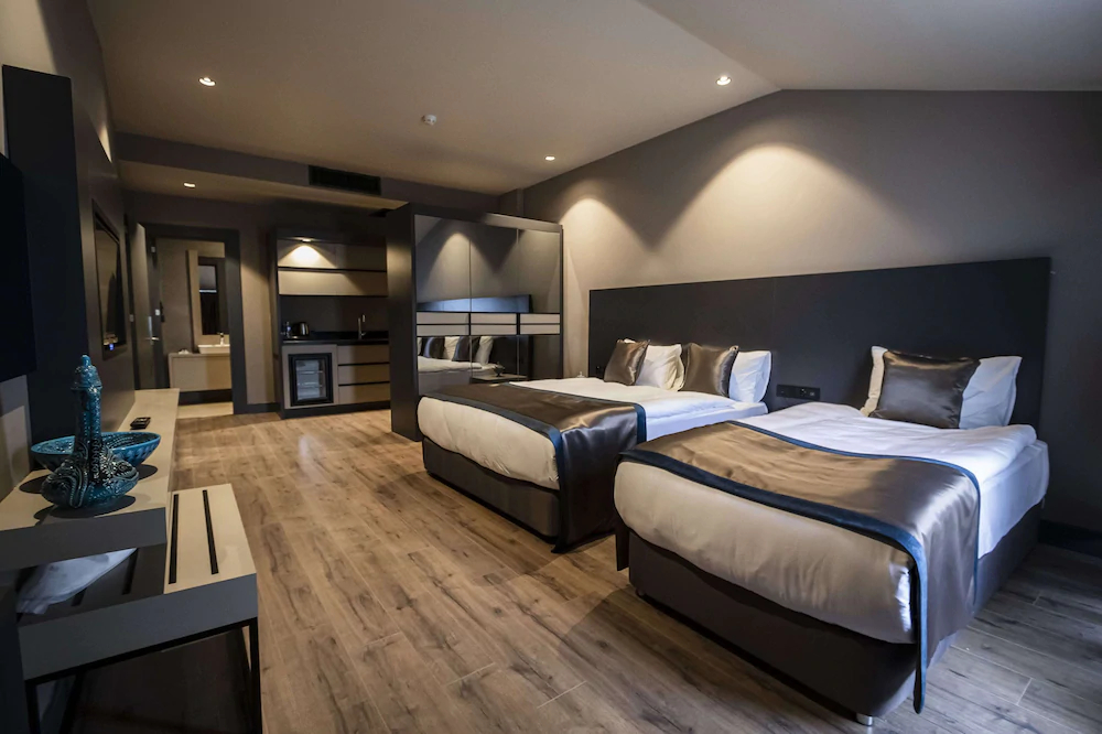 Best Western Premier Hidden Hills Hotel