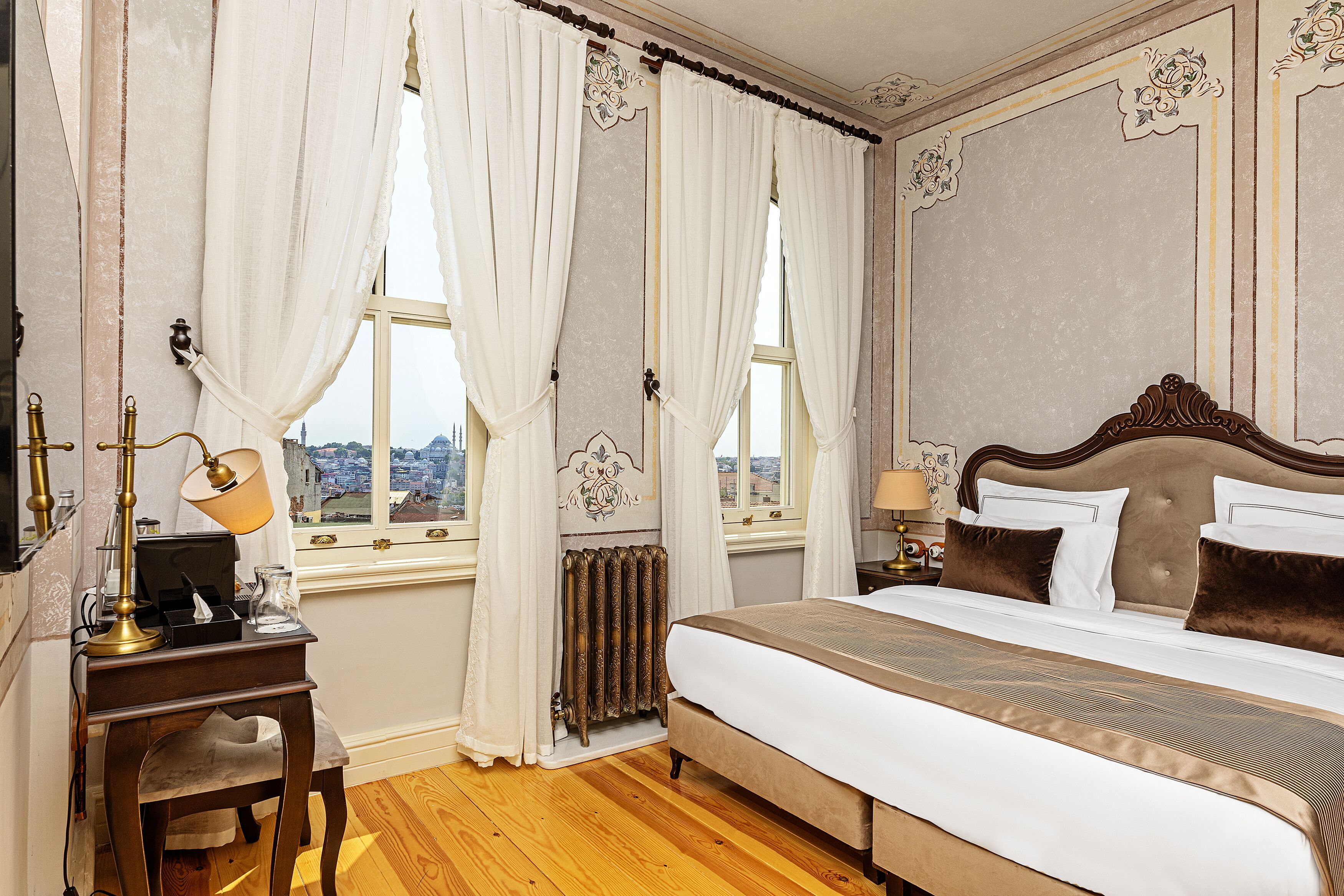 Meroddi Barnathan Hotel