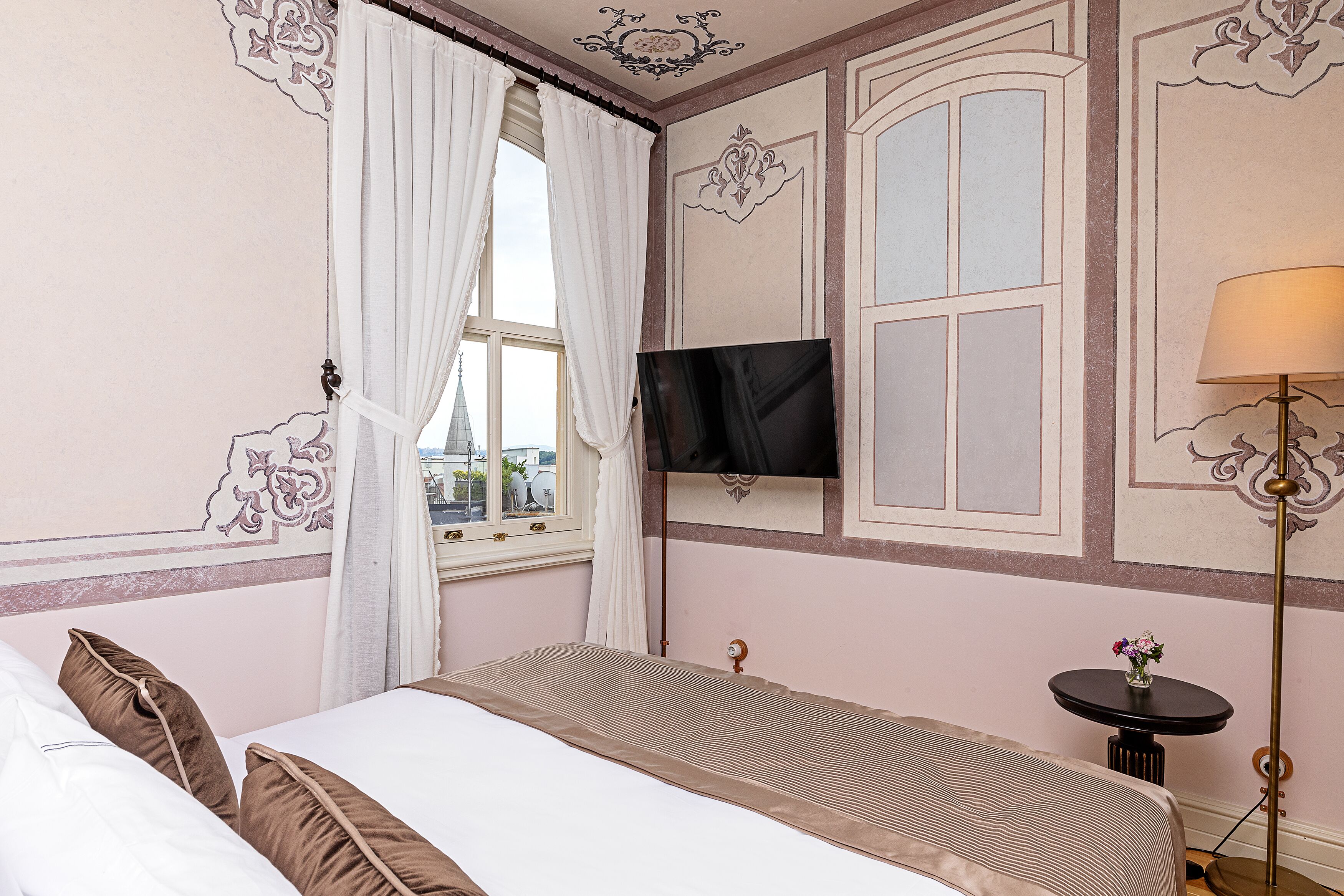 Meroddi Barnathan Hotel