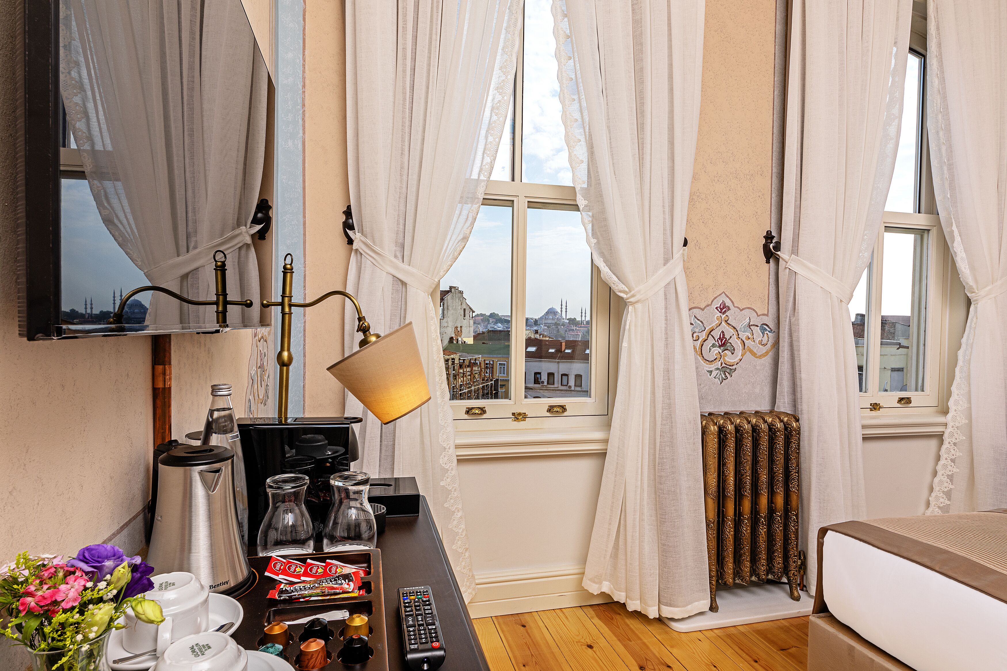 Meroddi Barnathan Hotel