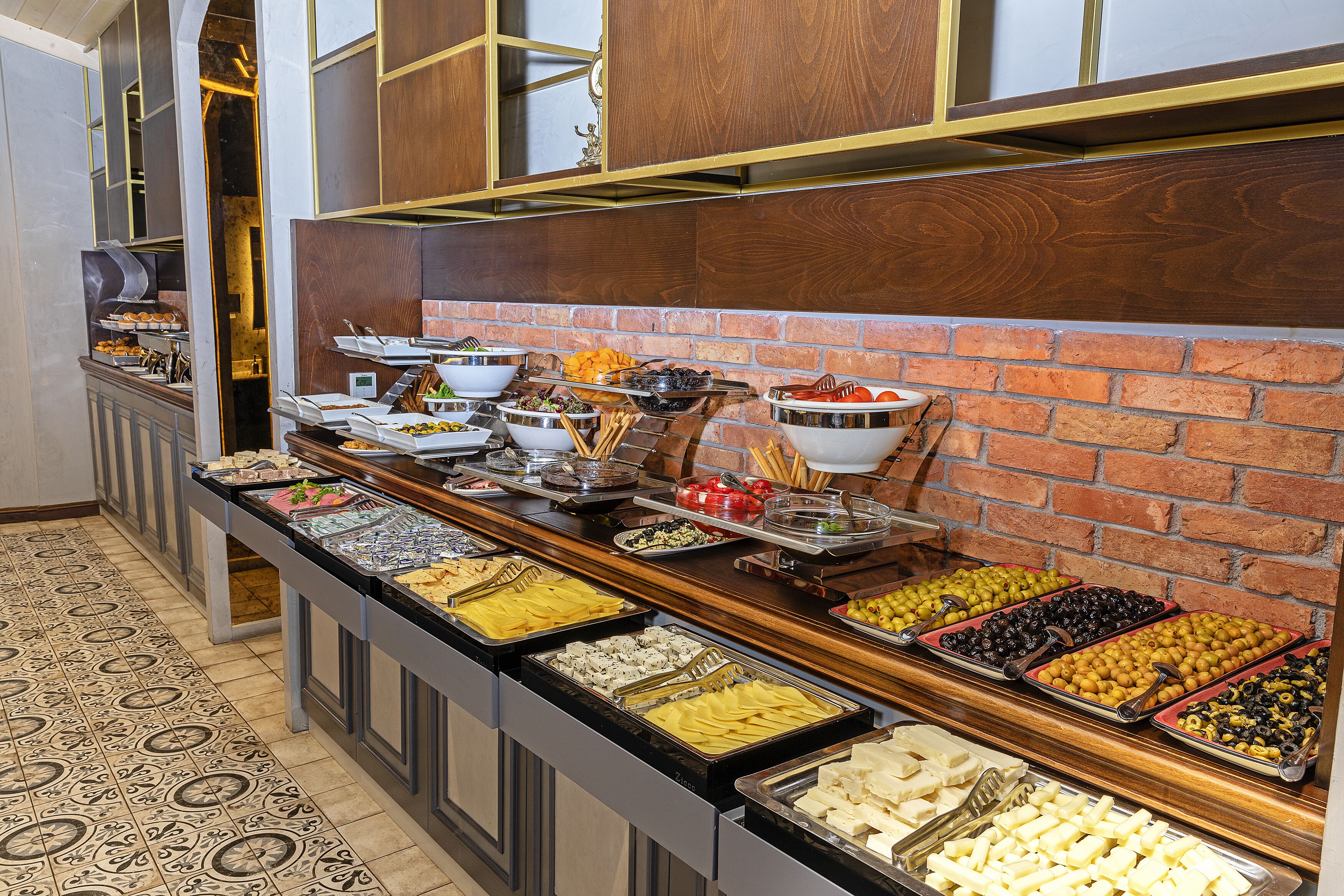 Meroddi Barnathan Hotel