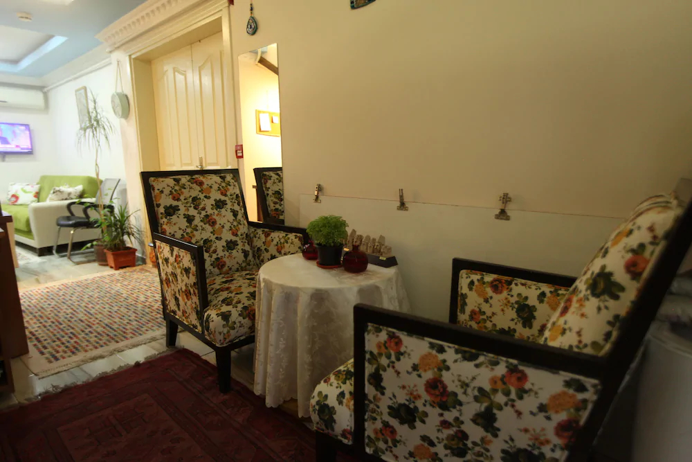Merot Suites