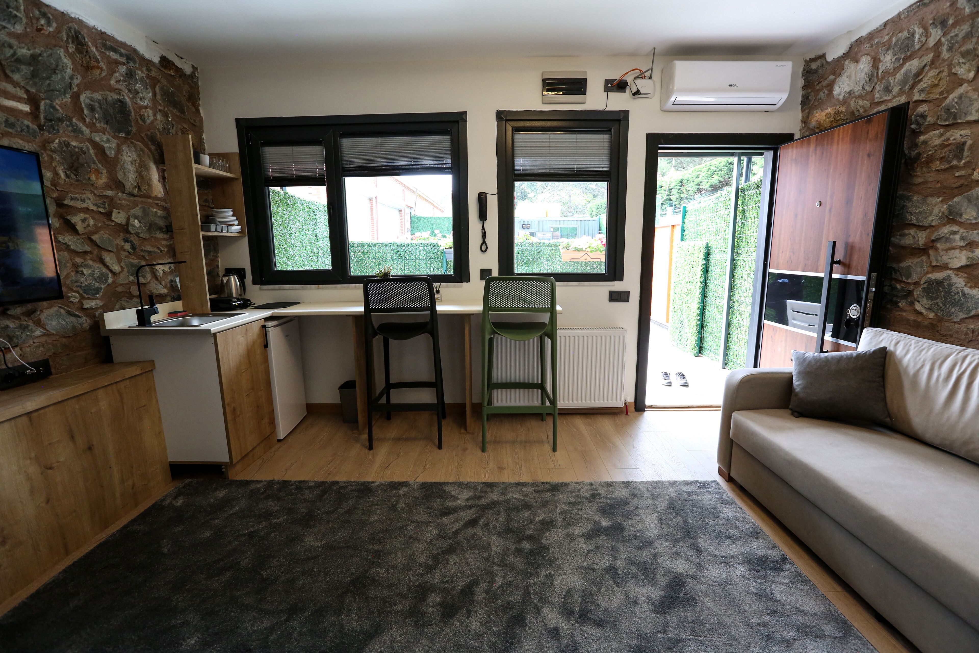 Mia Mia Suites