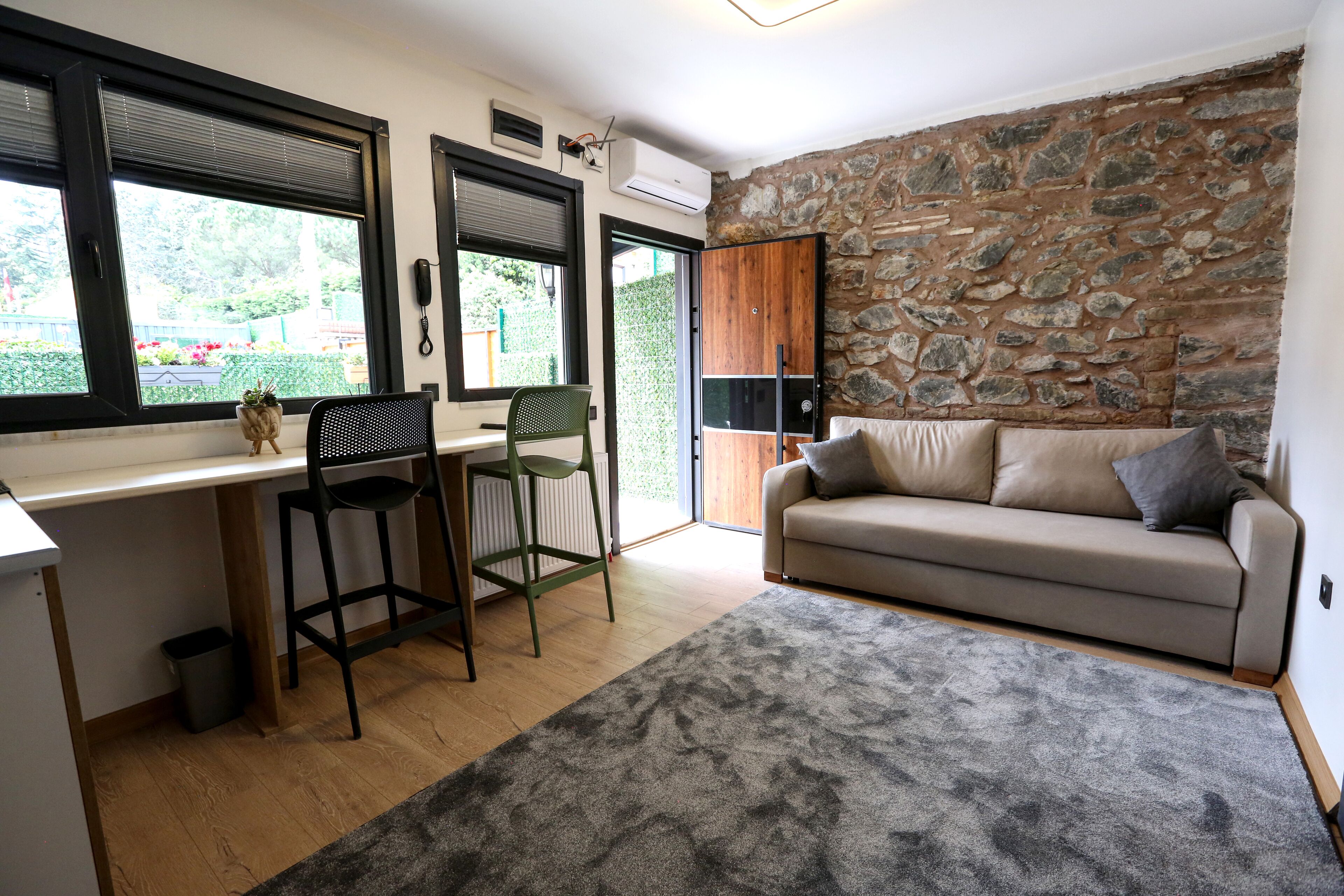 Mia Mia Suites