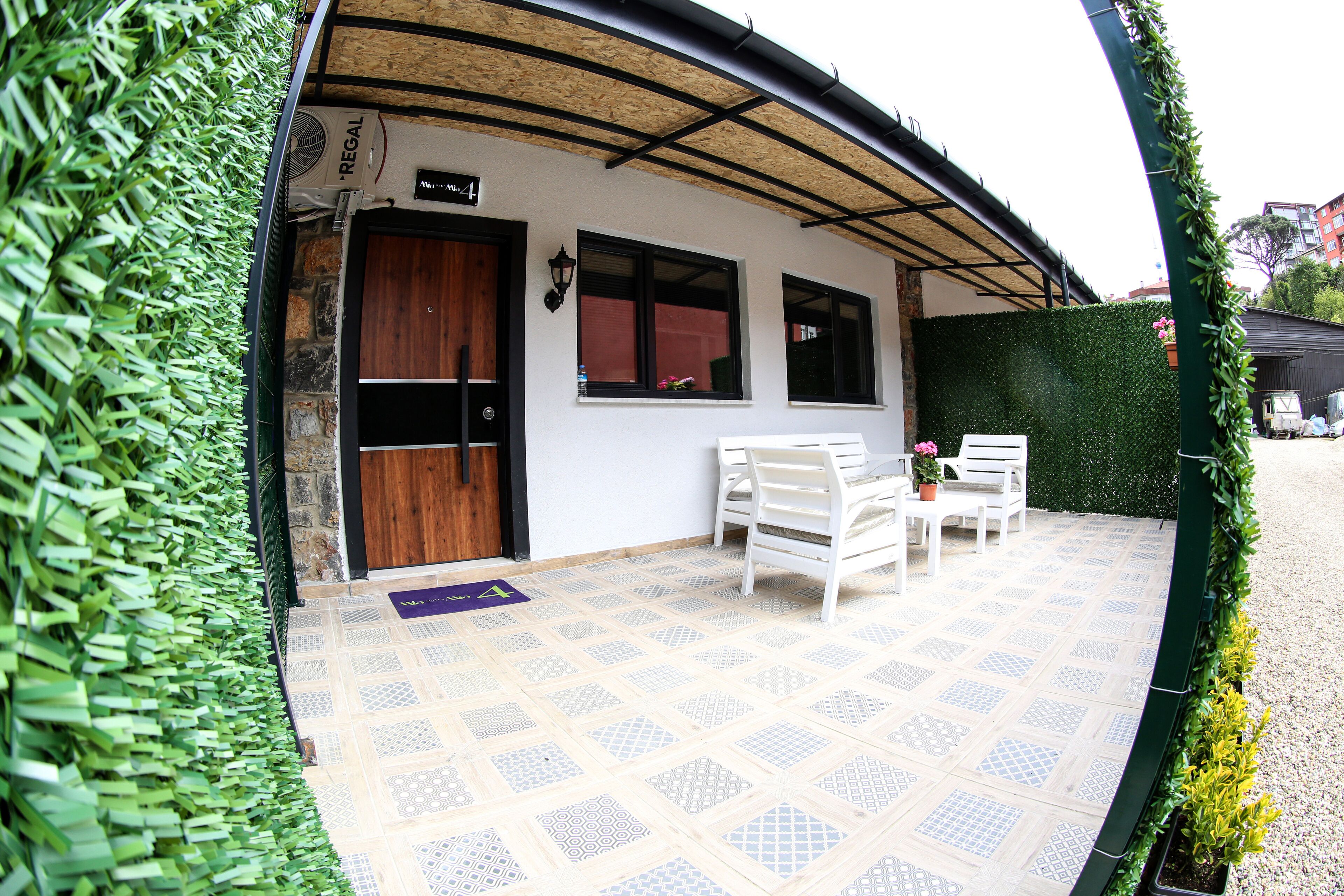 Mia Mia Suites