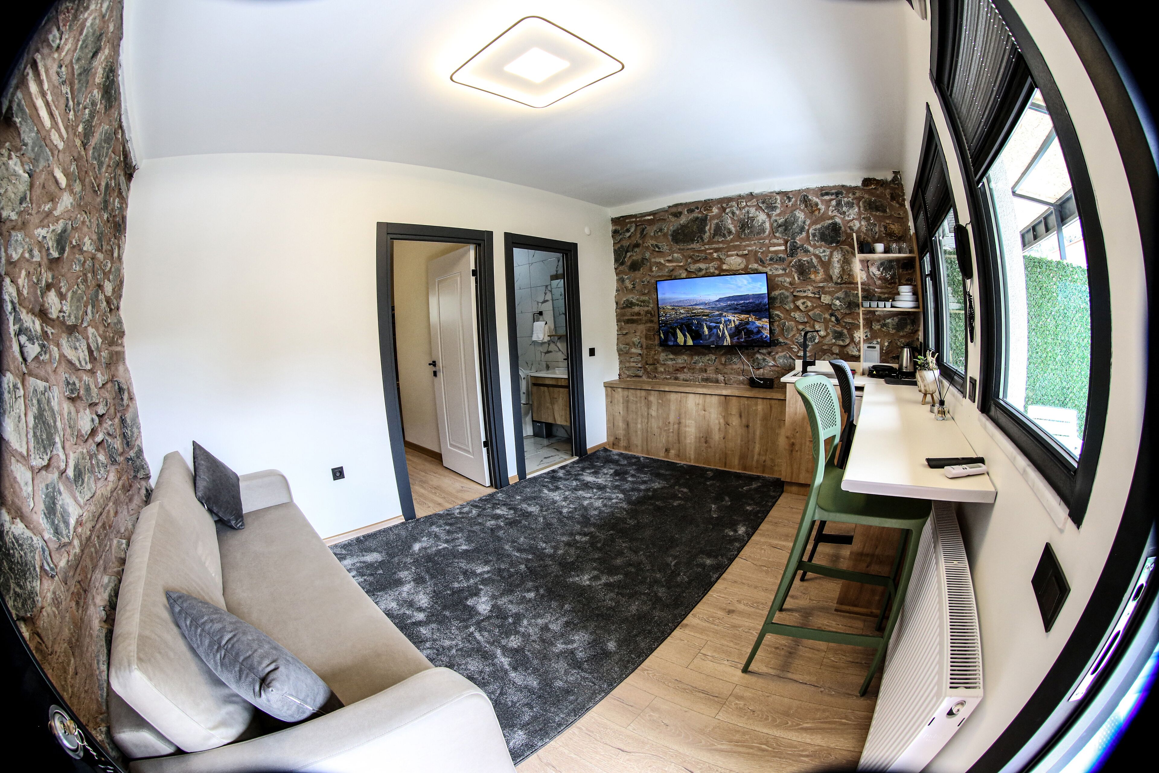 Mia Mia Suites