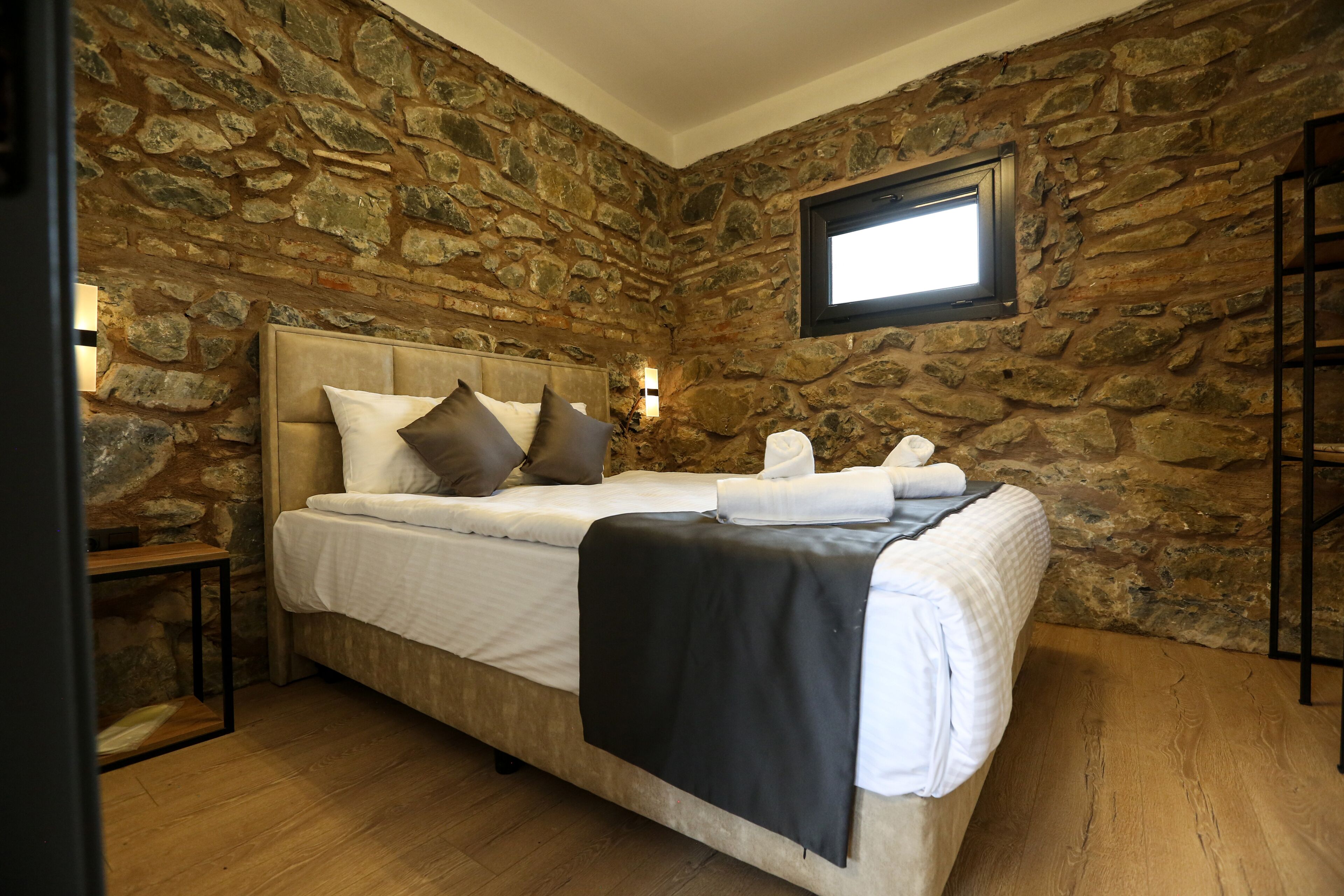 Mia Mia Suites