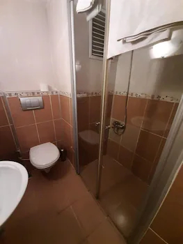 Mira Otel