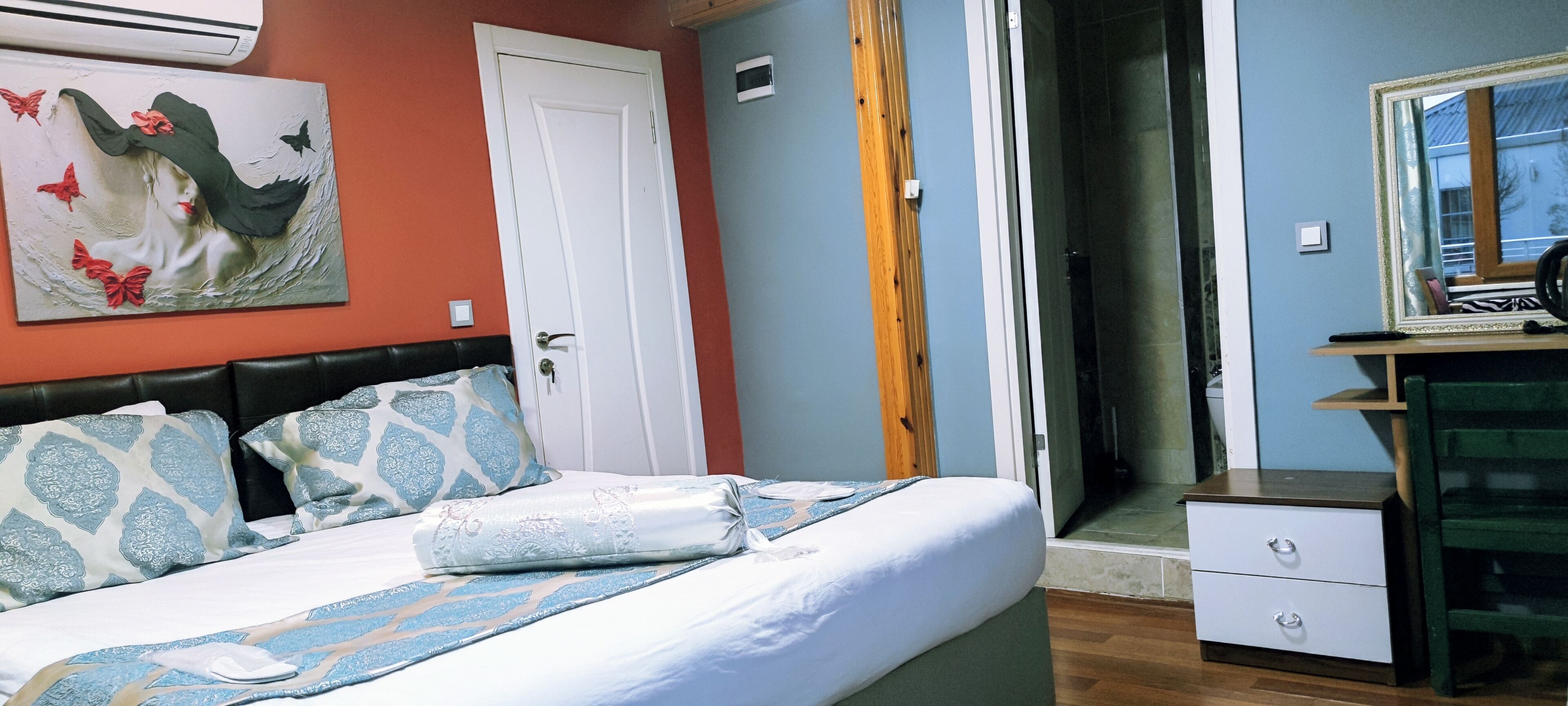 Mitra Downtown Hotel