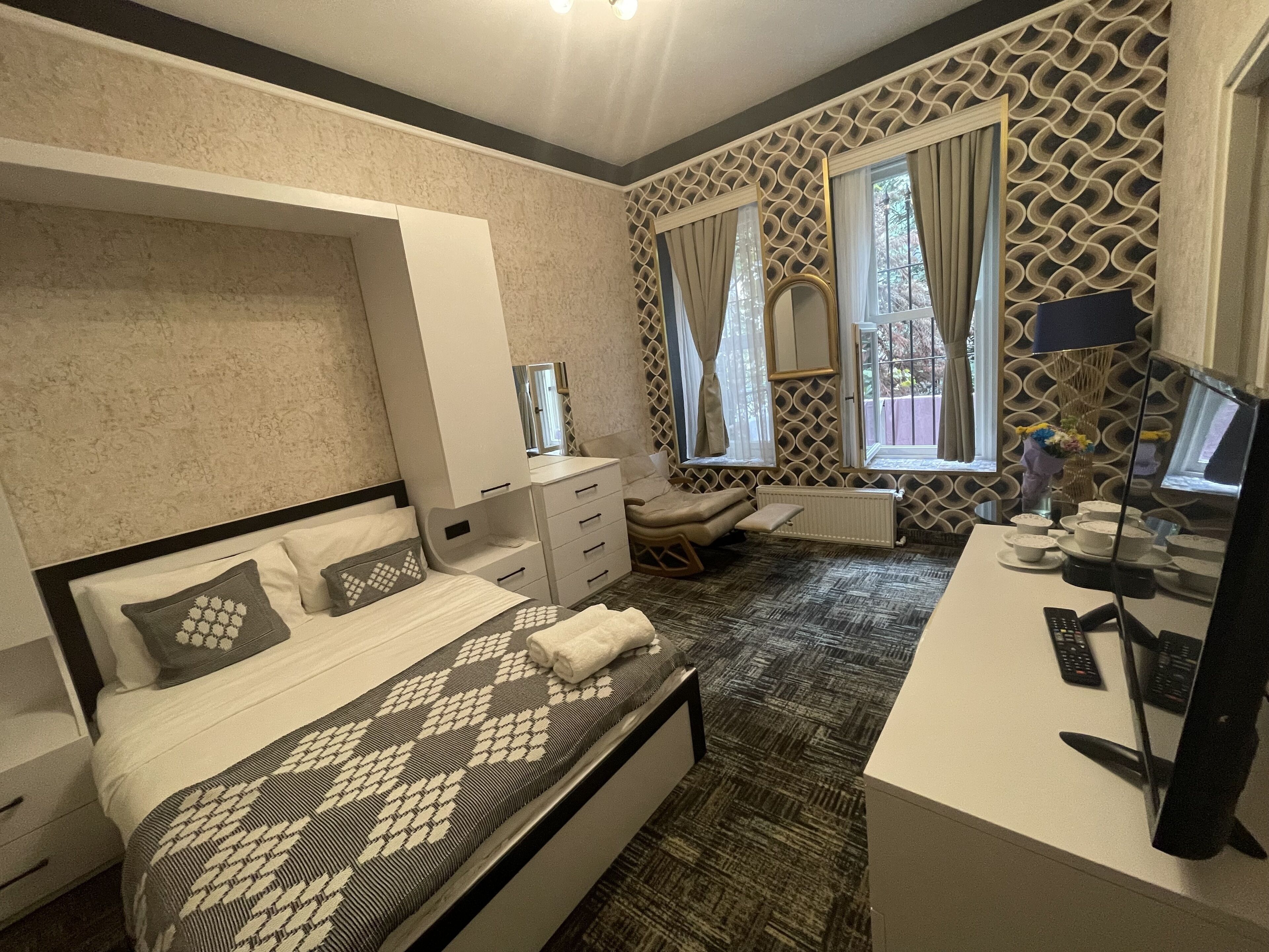 Moda Suites