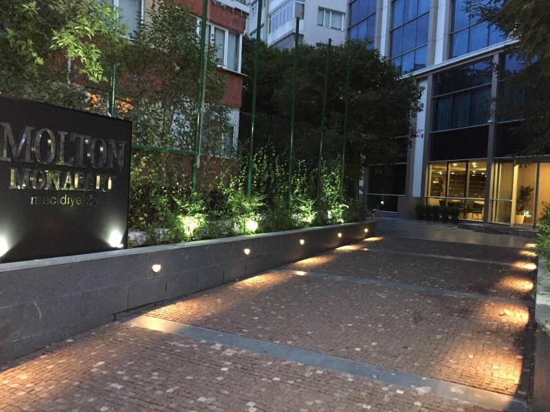 Molton Monapart Mecidiyekoy