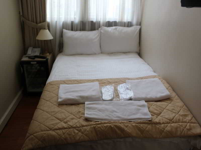 Mono Suites