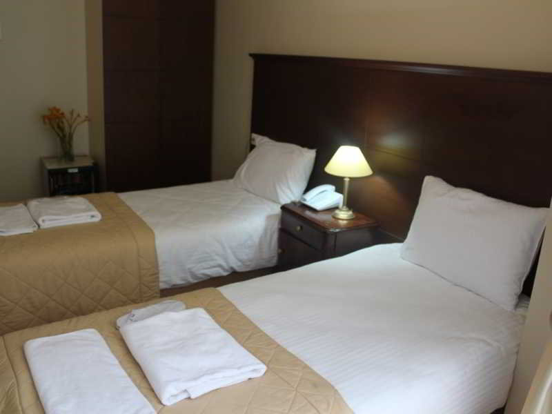 Mono Suites