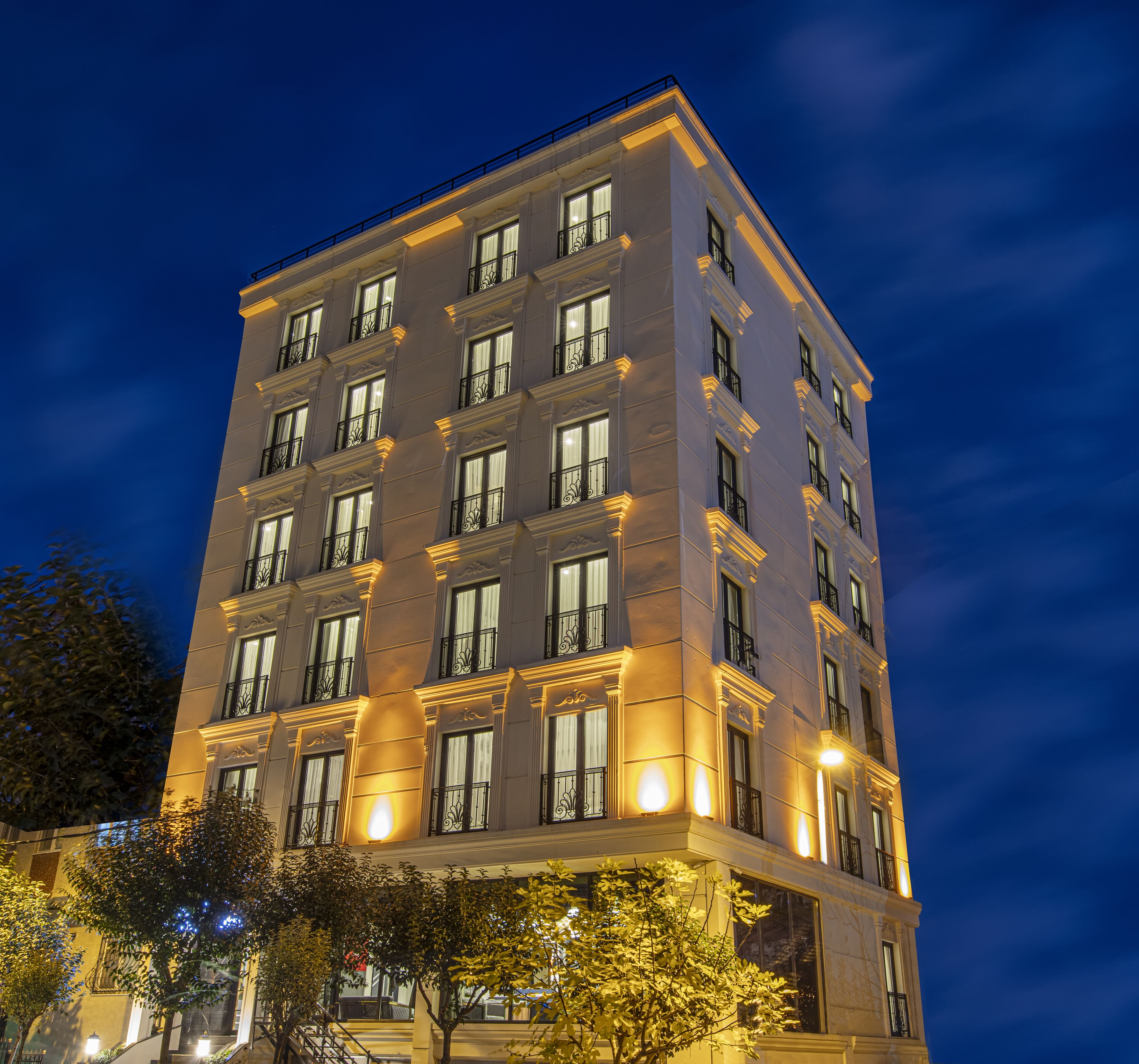 Mr Beyaz Butik Hotel