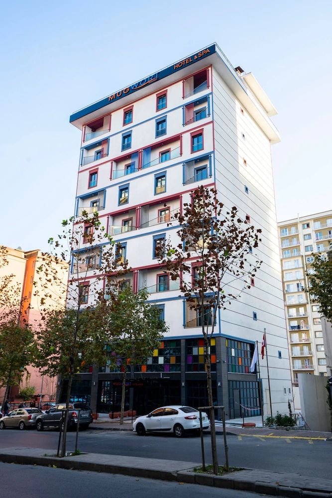 Mugwort Hotel & Spa