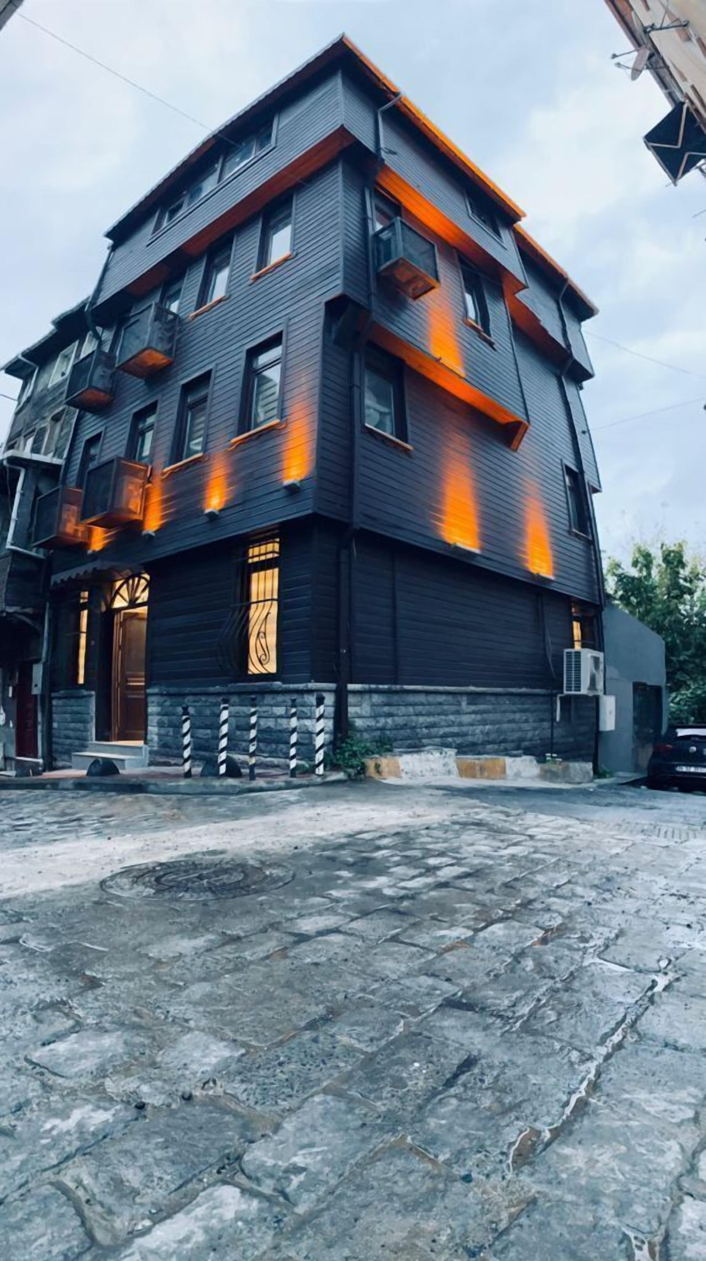 Musk Hostel