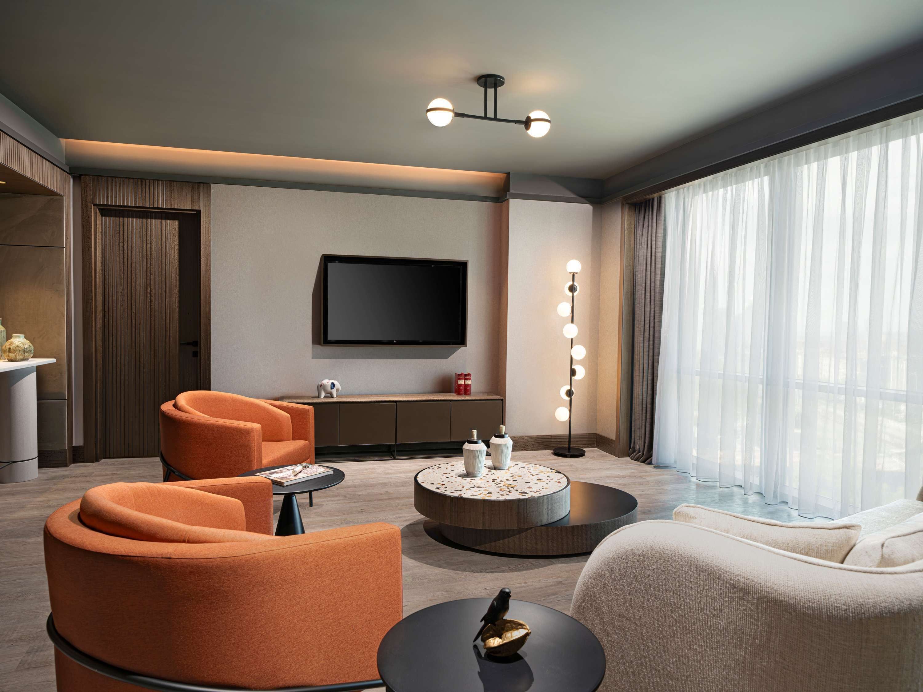 Mövenpick Hotel Istanbul Marmara Sea