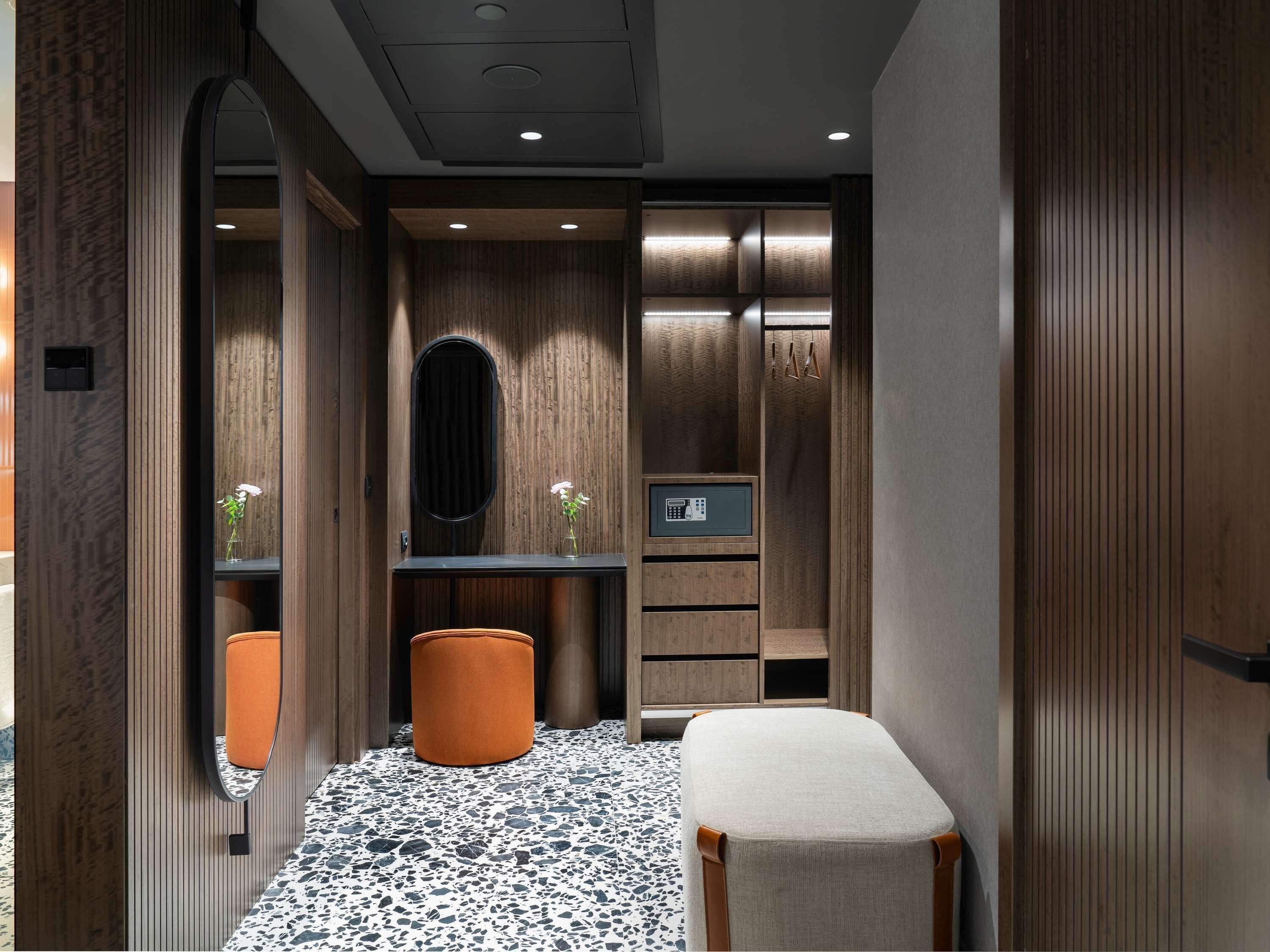 Mövenpick Hotel Istanbul Marmara Sea