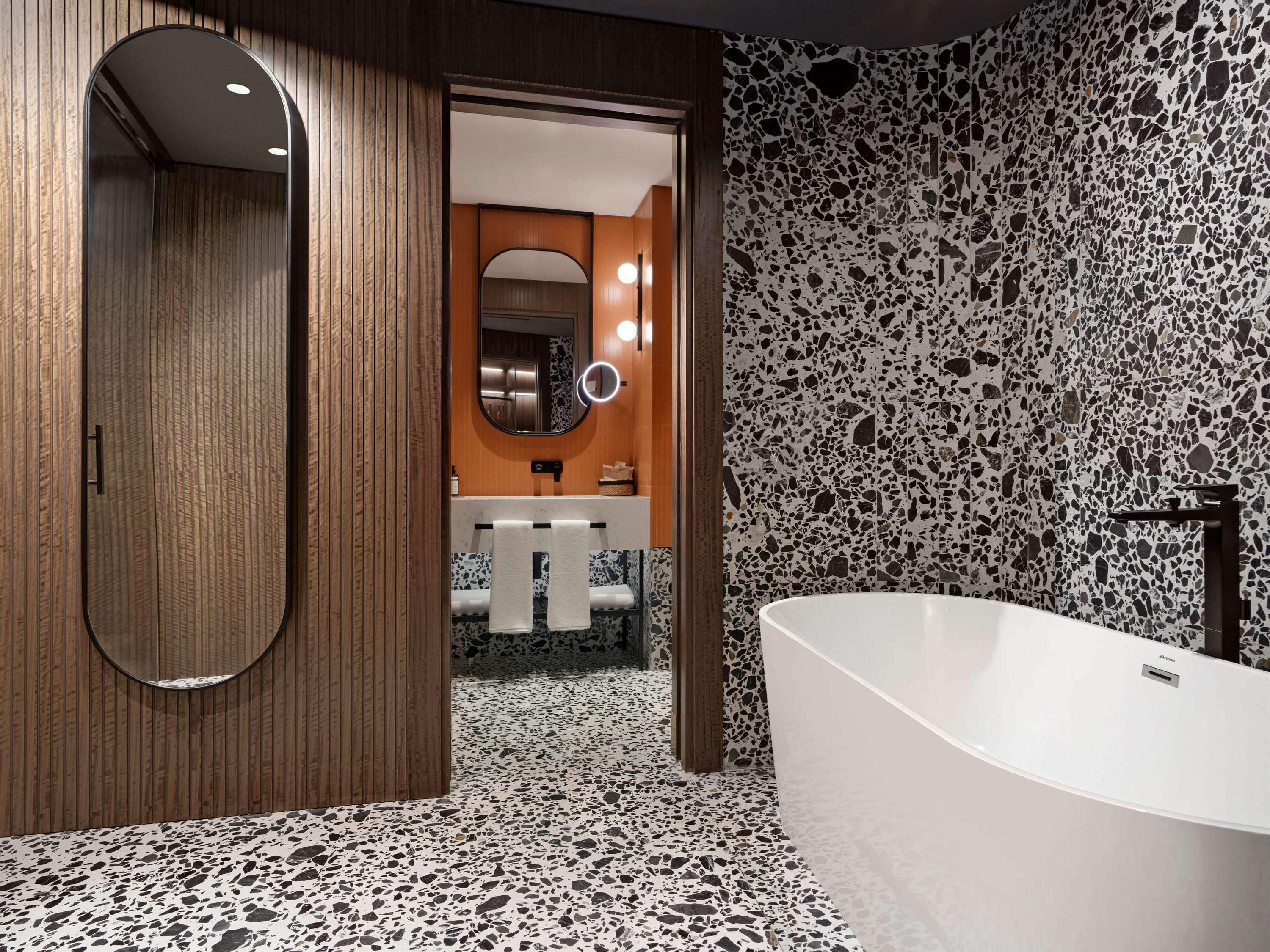 Mövenpick Hotel Istanbul Marmara Sea