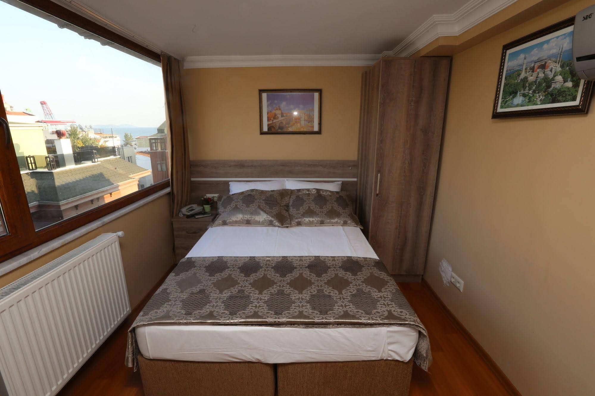 My Holiday Time Hotel