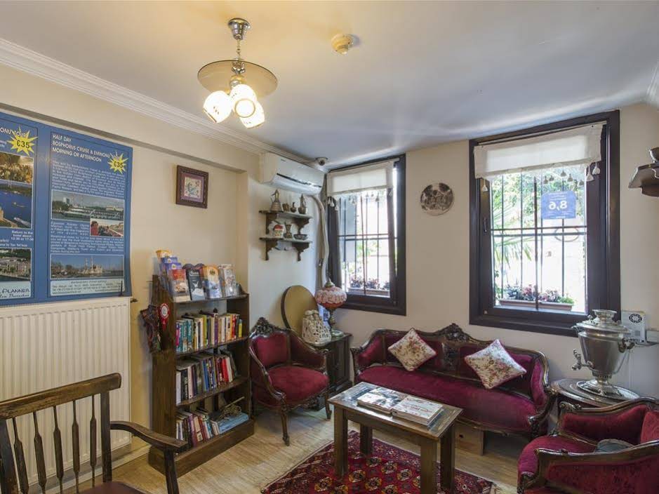 Naz Wooden House Inn