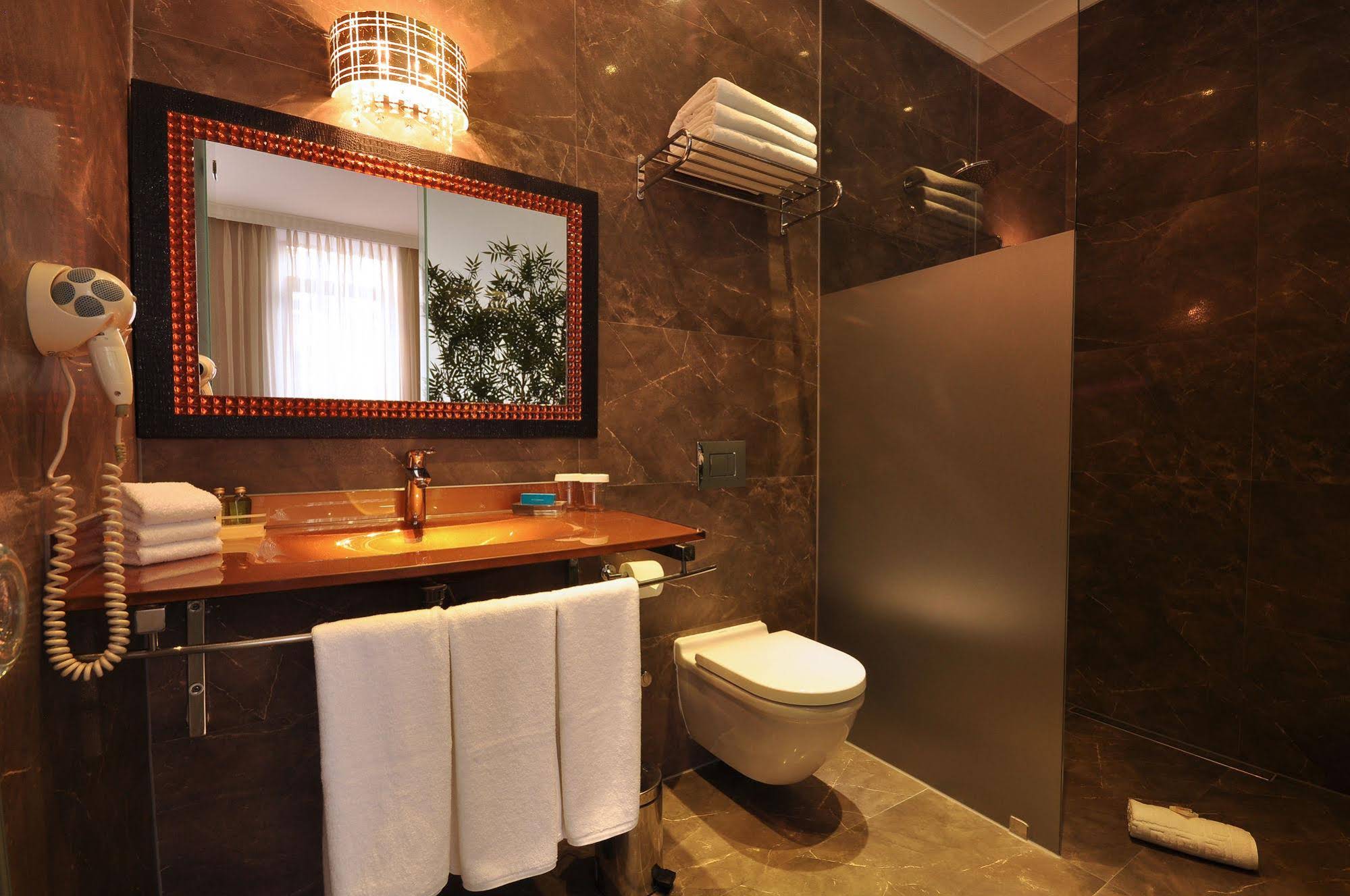Nea Suites Old City