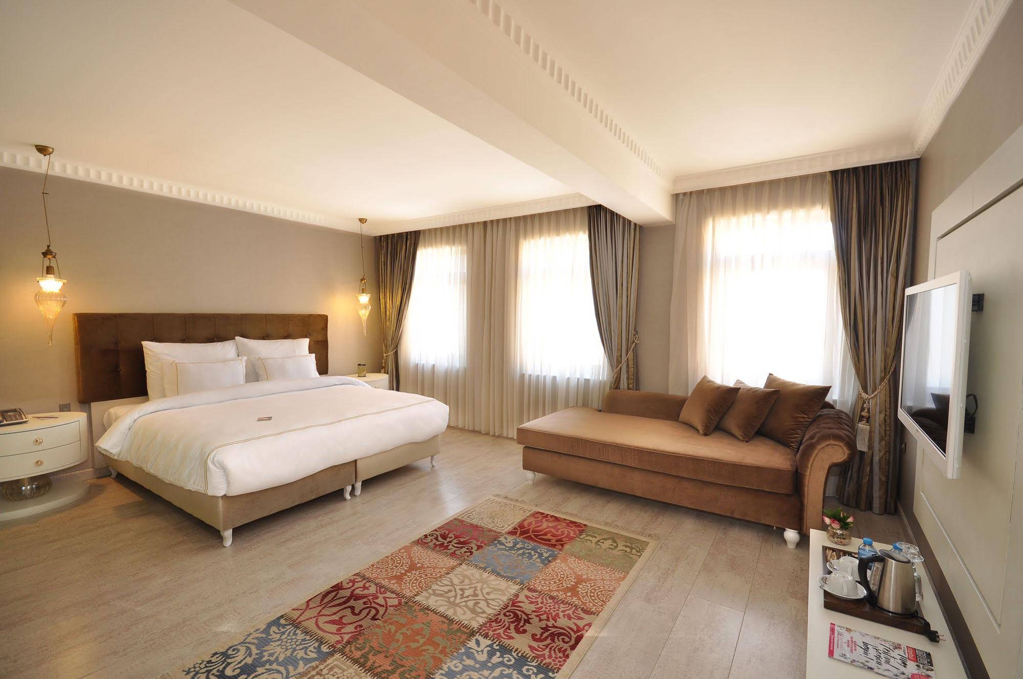 Nea Suites Old City