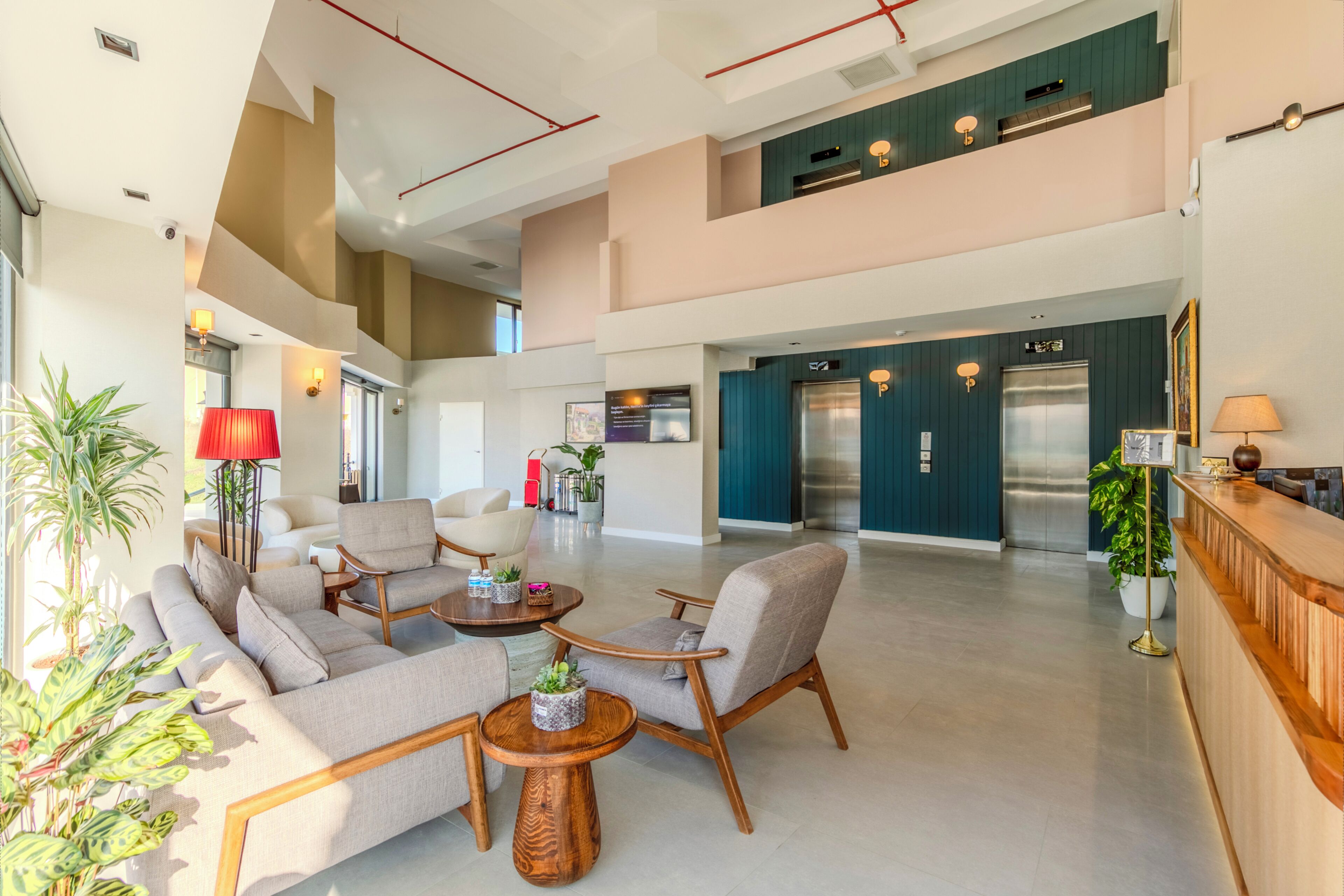 Nenessa Airport Hotel