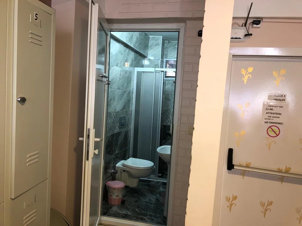 Istanbul Guesthouse & Hostel