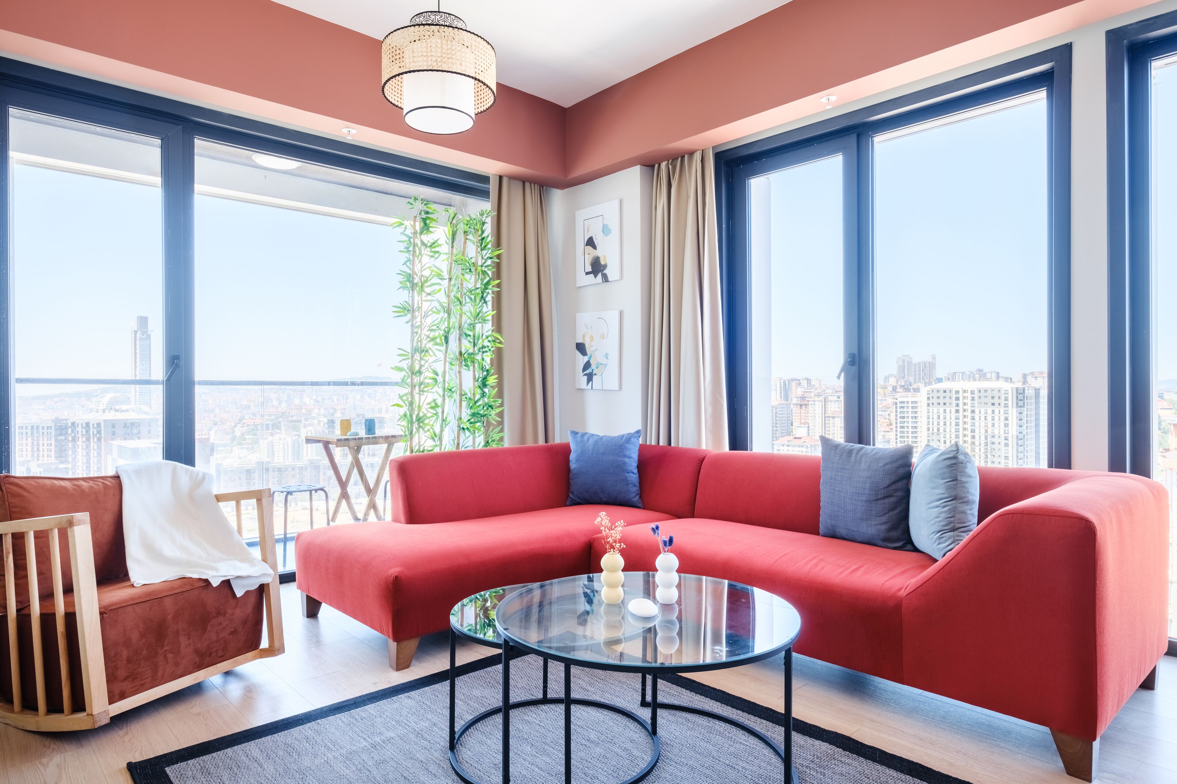 Roya Nova by New Inn