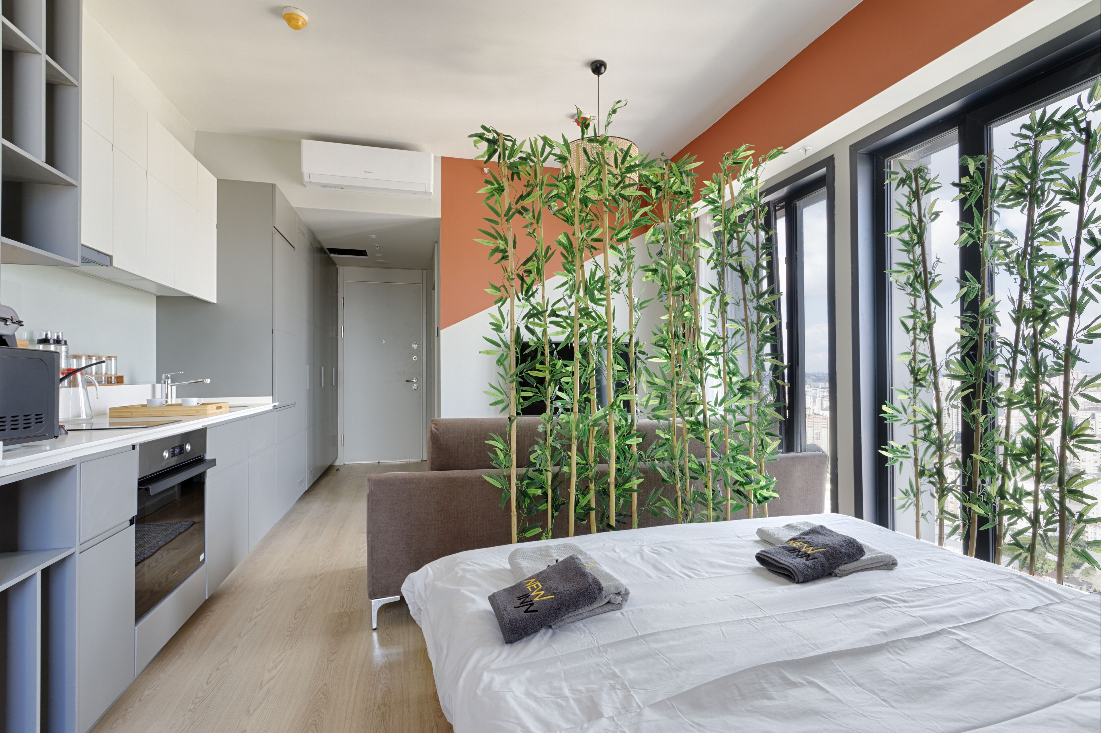 Roya Nova by New Inn