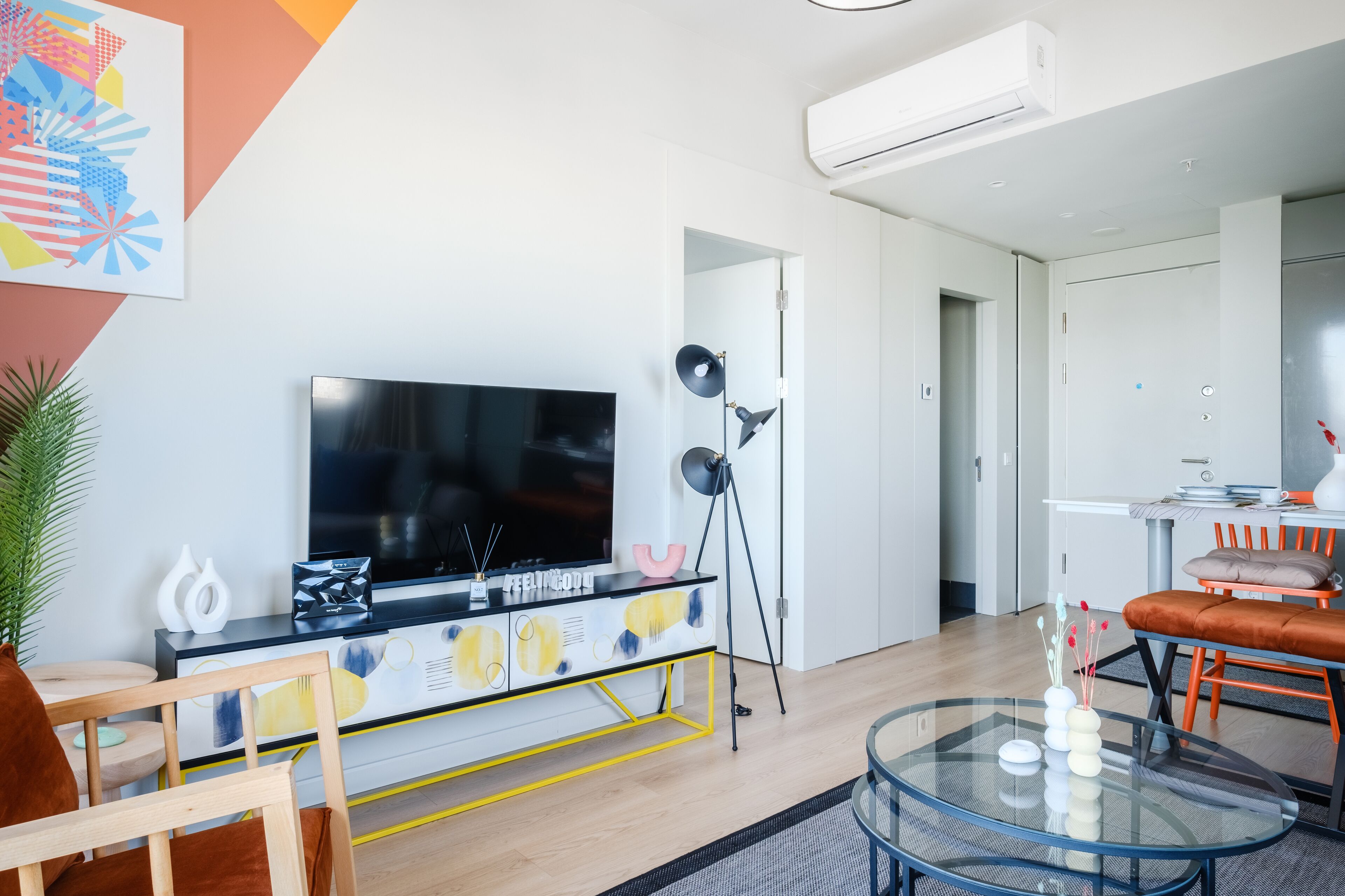 Roya Nova by New Inn