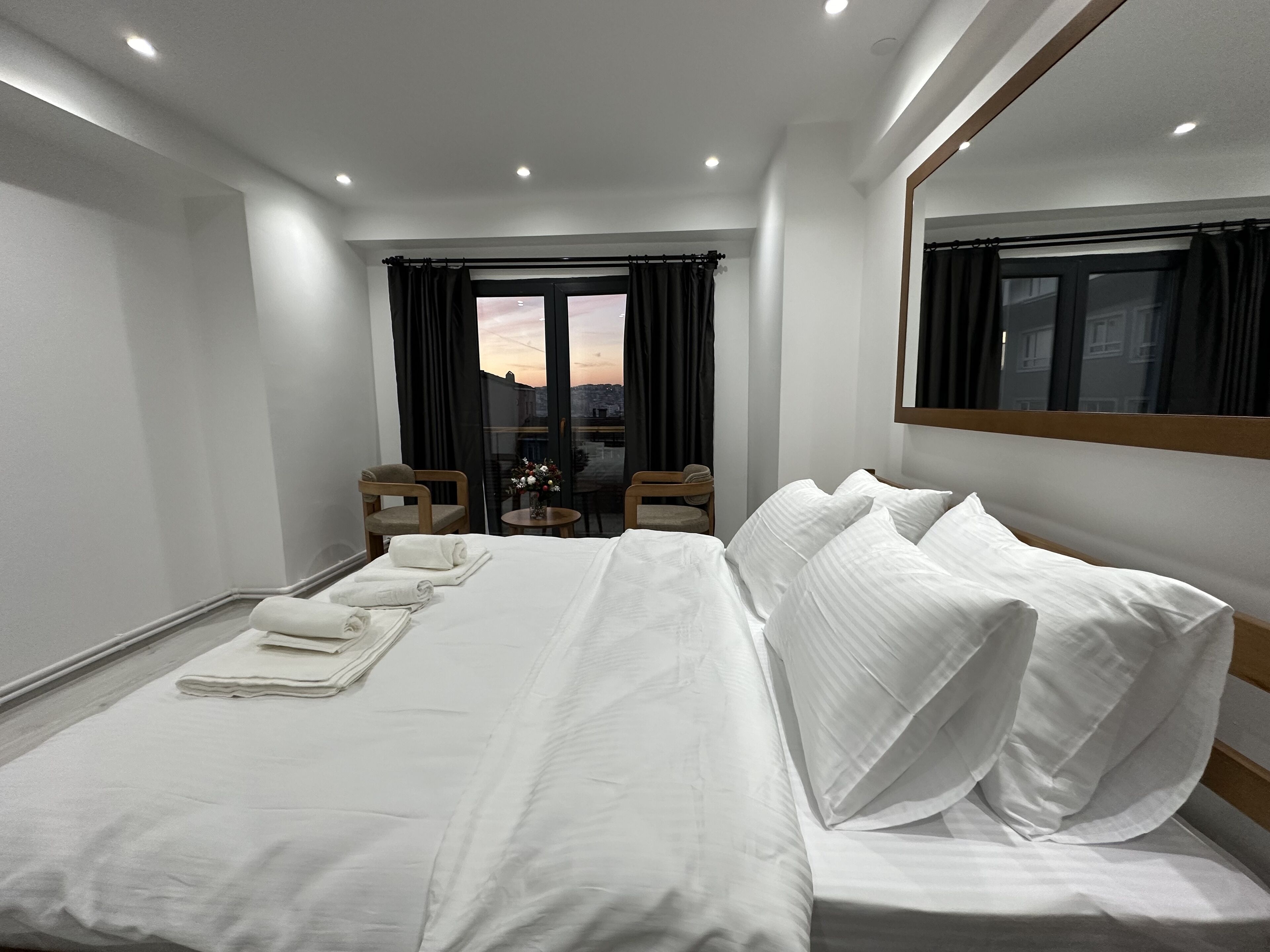 Nostalgia Time Hotel