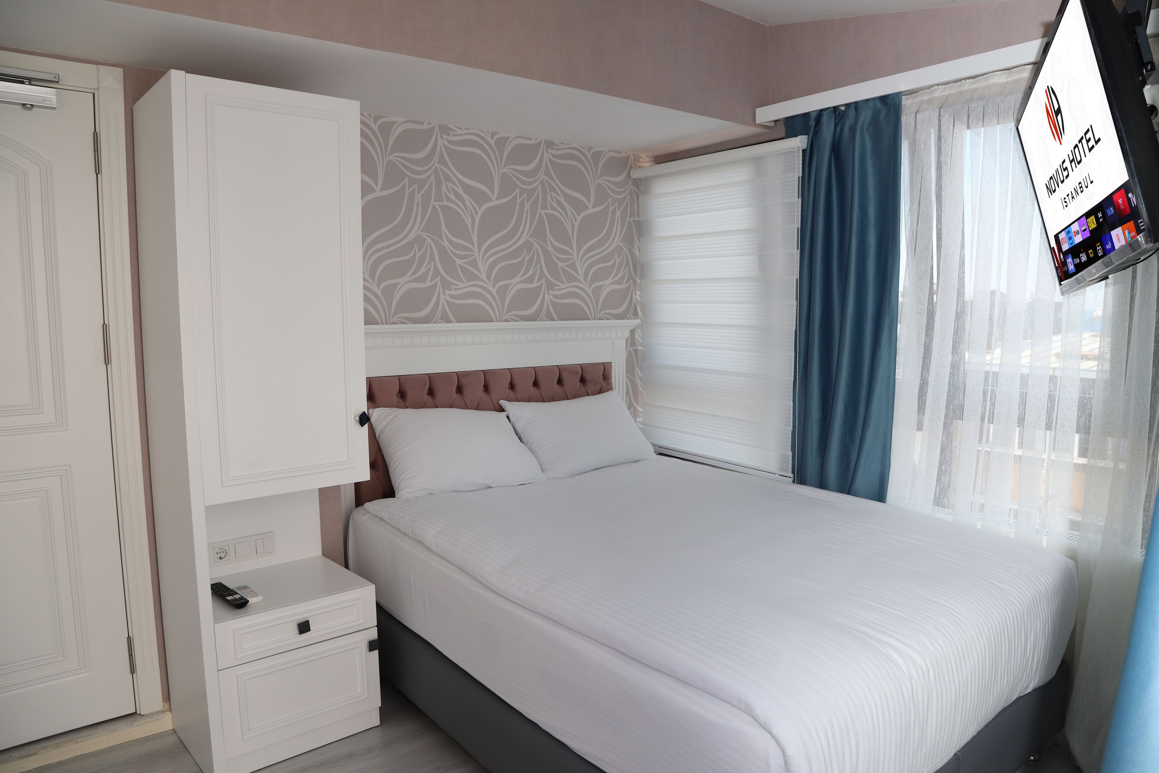 Novus Hotel