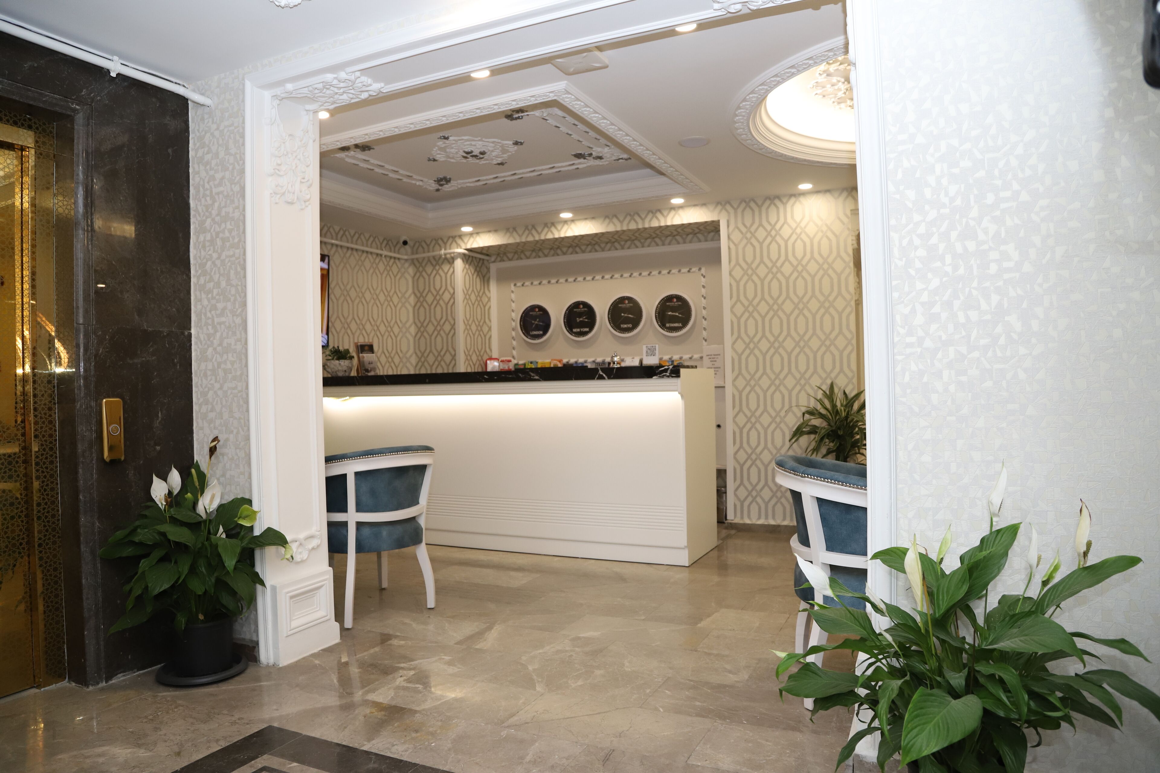 Novus Hotel