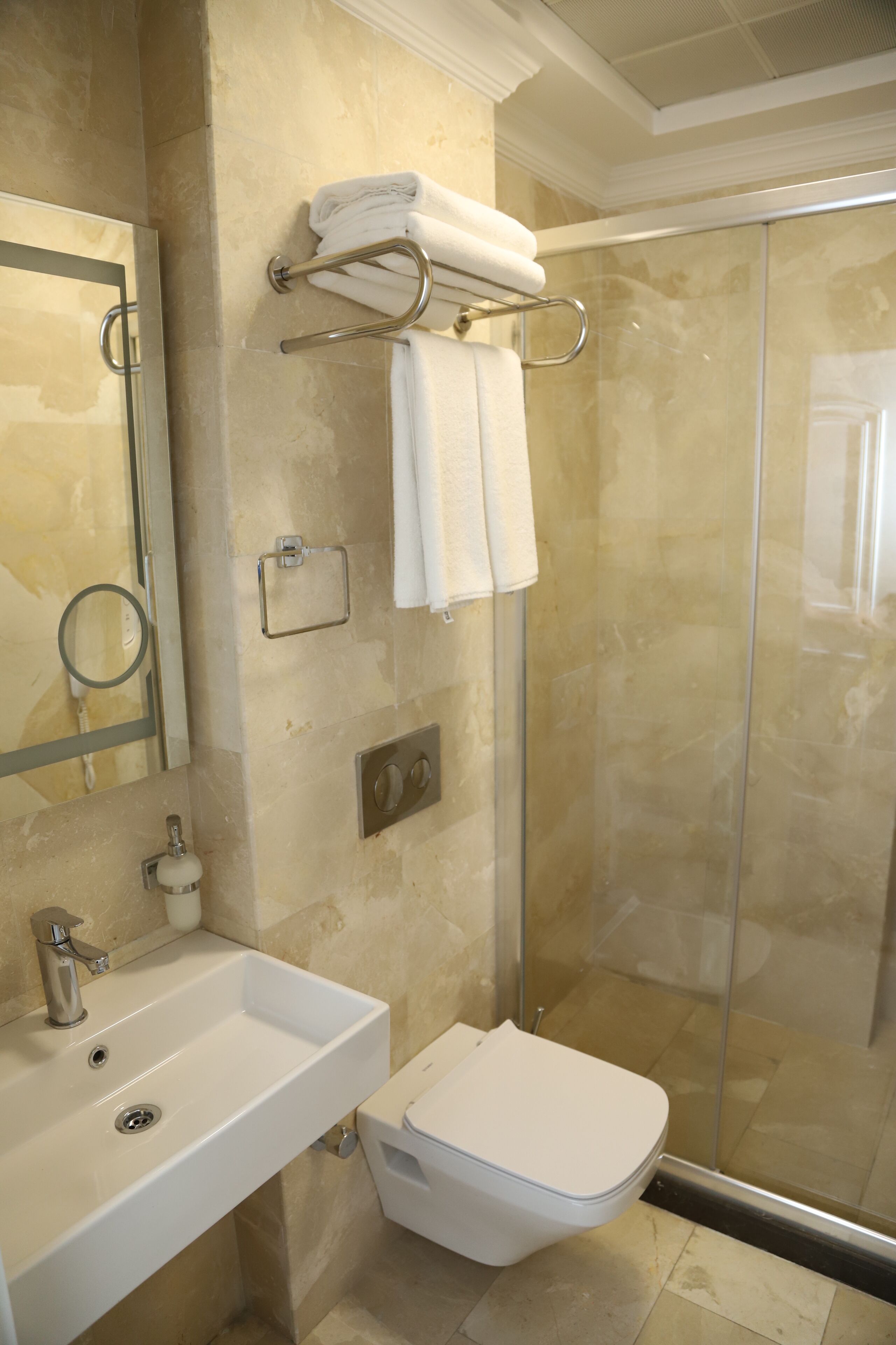 Novus Hotel