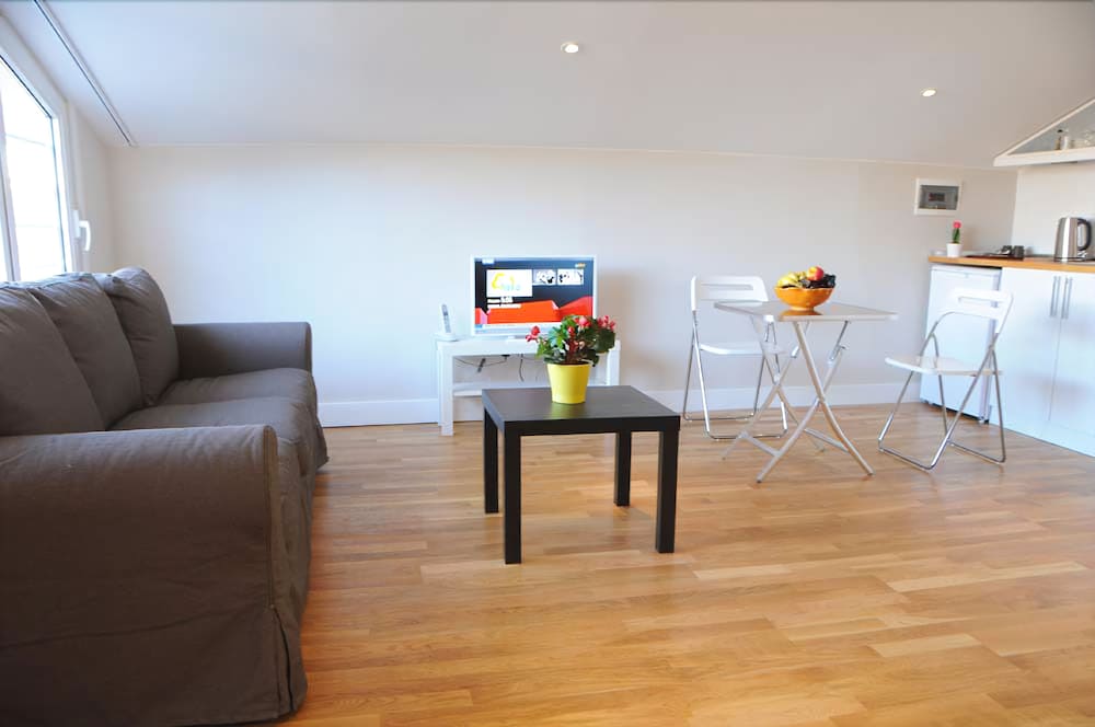 Oba Ortakoy Bosphorus Apart