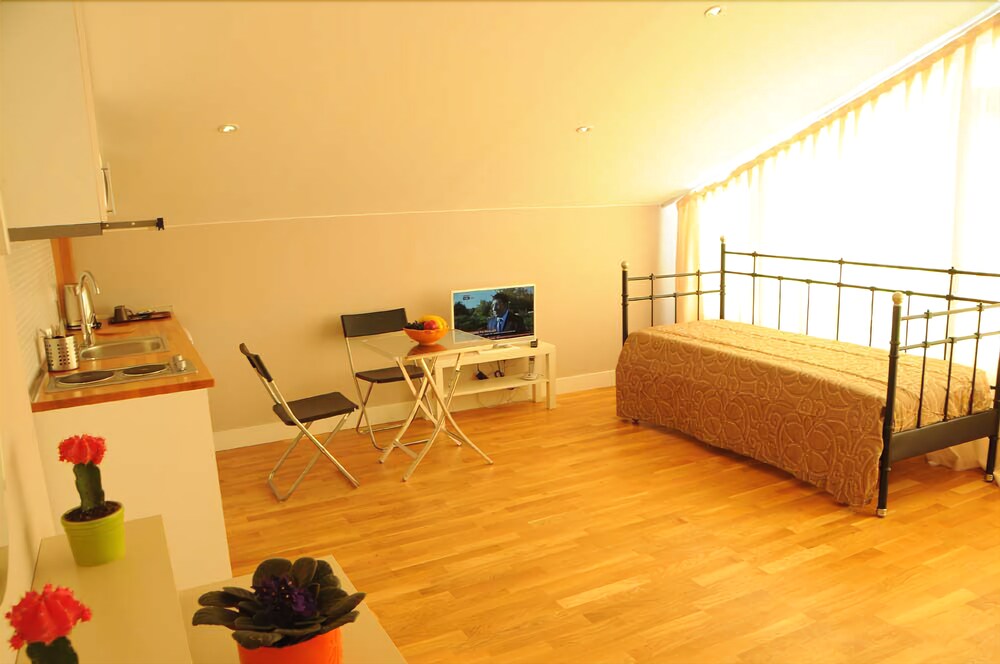 Oba Ortakoy Bosphorus Apart