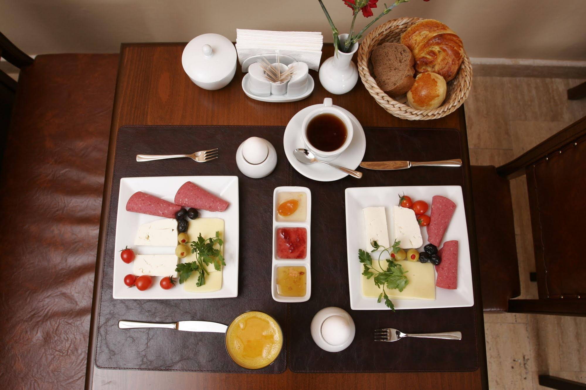 Old City Luxx Boutique Hotel