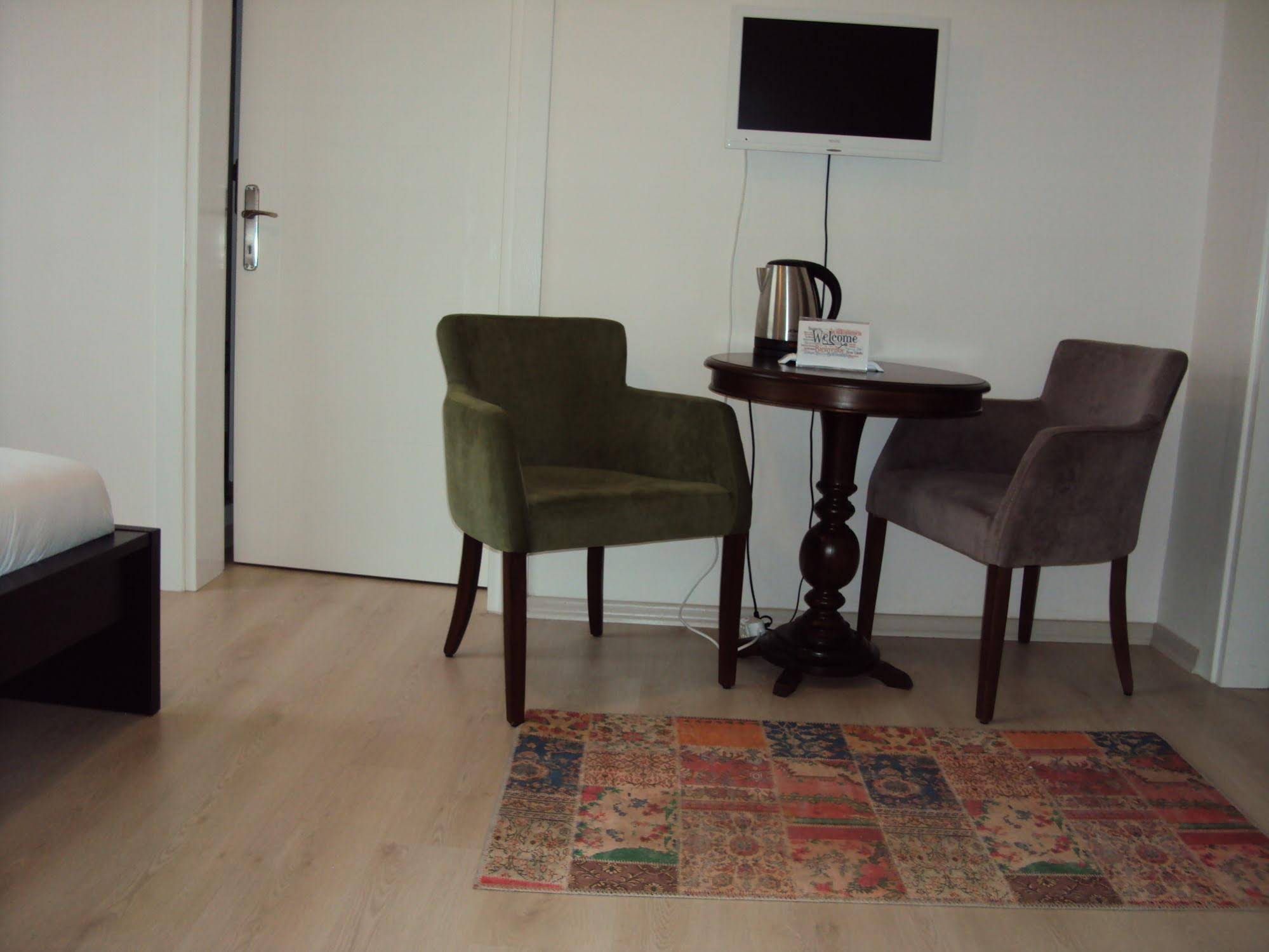 Oldmile Palace Hotel