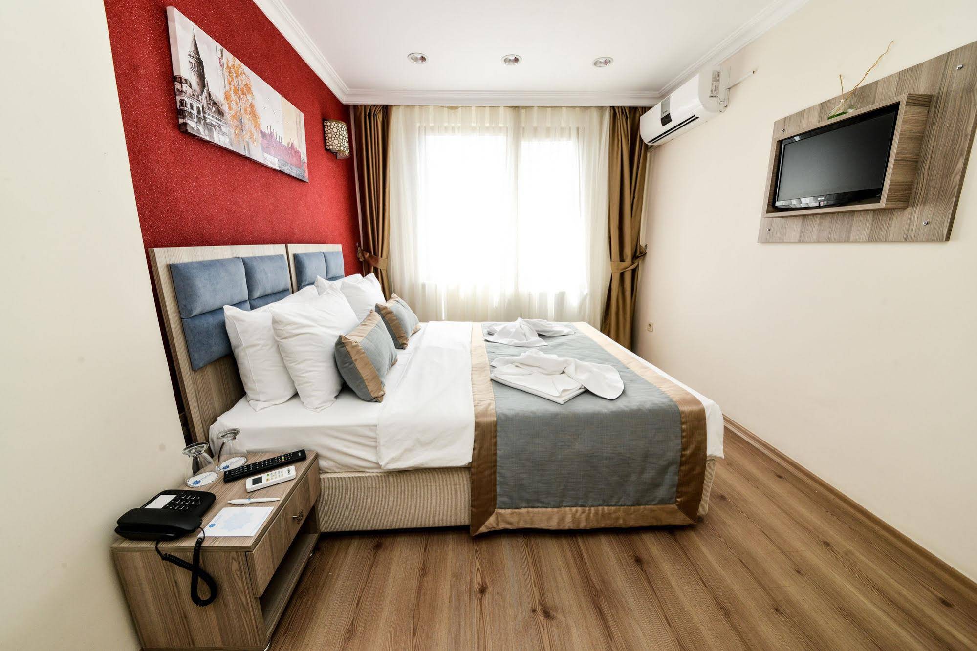 Big Orange Hotel