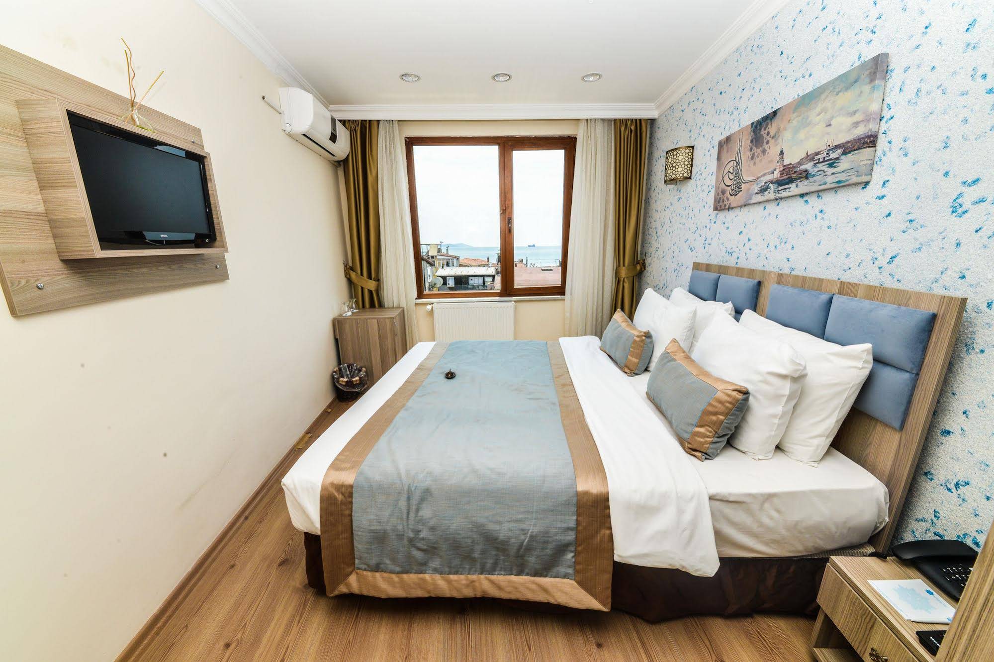 Big Orange Hotel