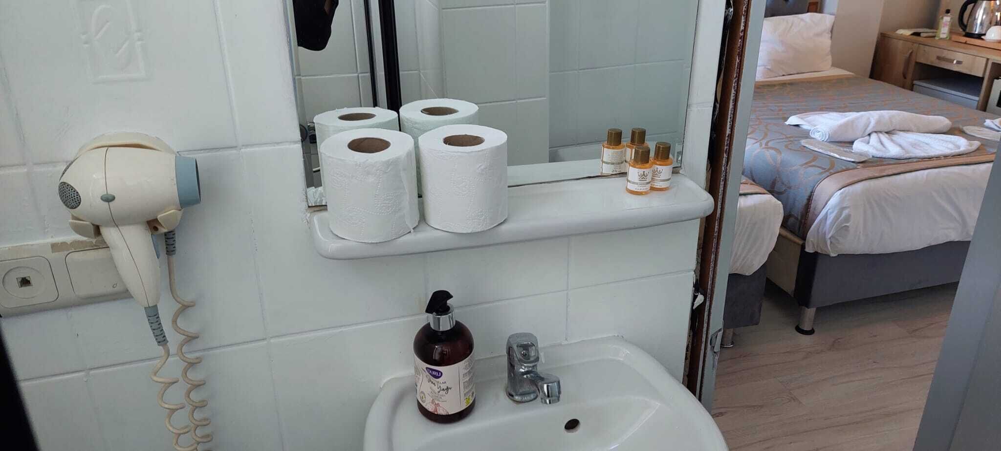 Paris Hotel Cafe Restaurant