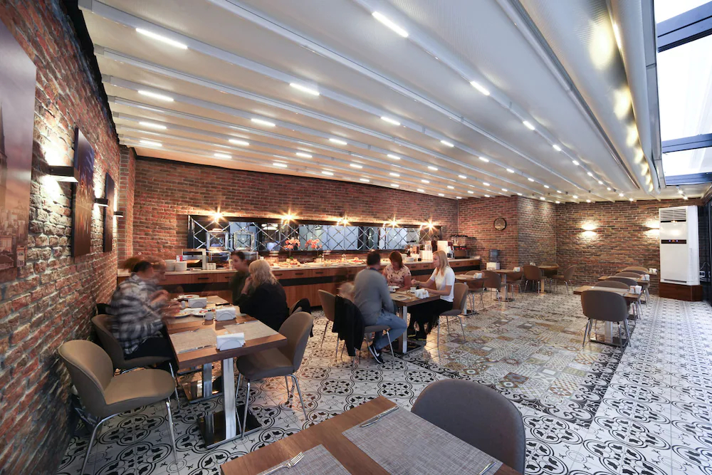 Pell Palace Hotel & Spa